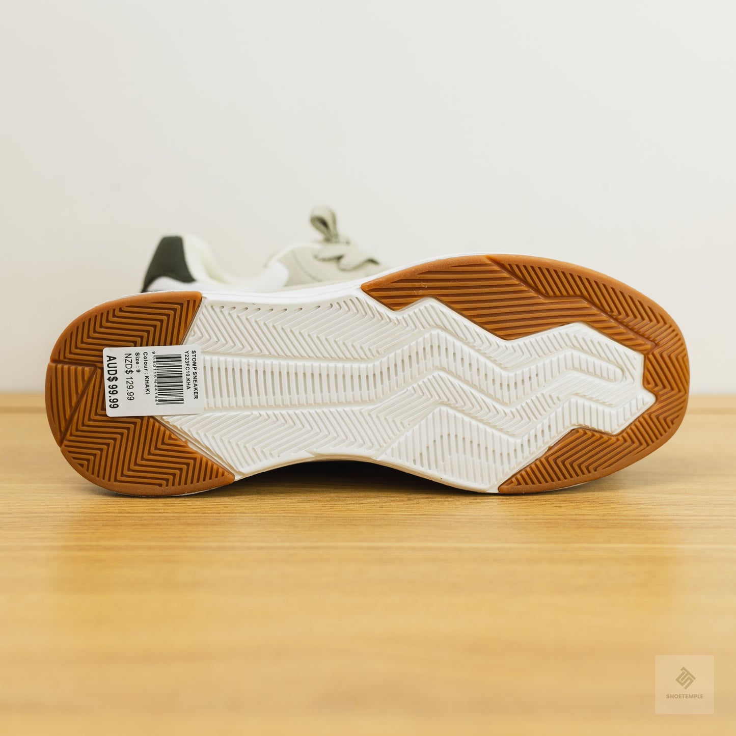 YD Stomp Sneaker