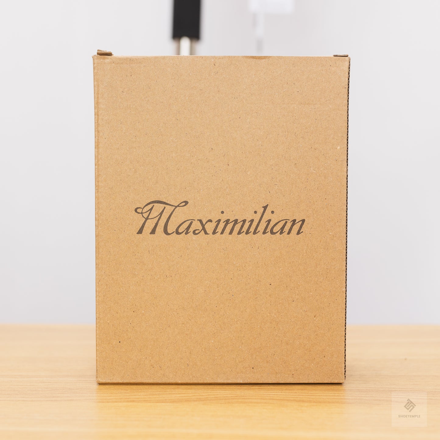 MAXIMILIAN Shoe Polish Kit 7 PC Leather Shoe Shining kit Care for Shoe Care and Cleaning.