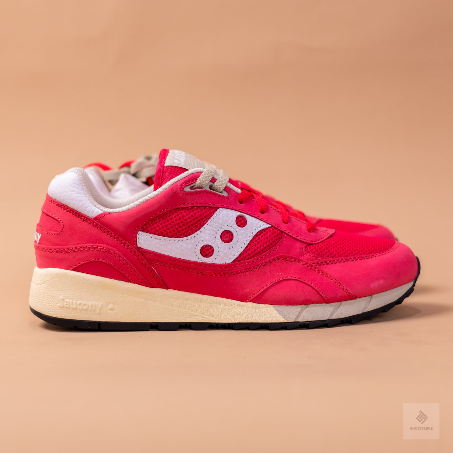 Saucony Shadow 6000 Sneaker