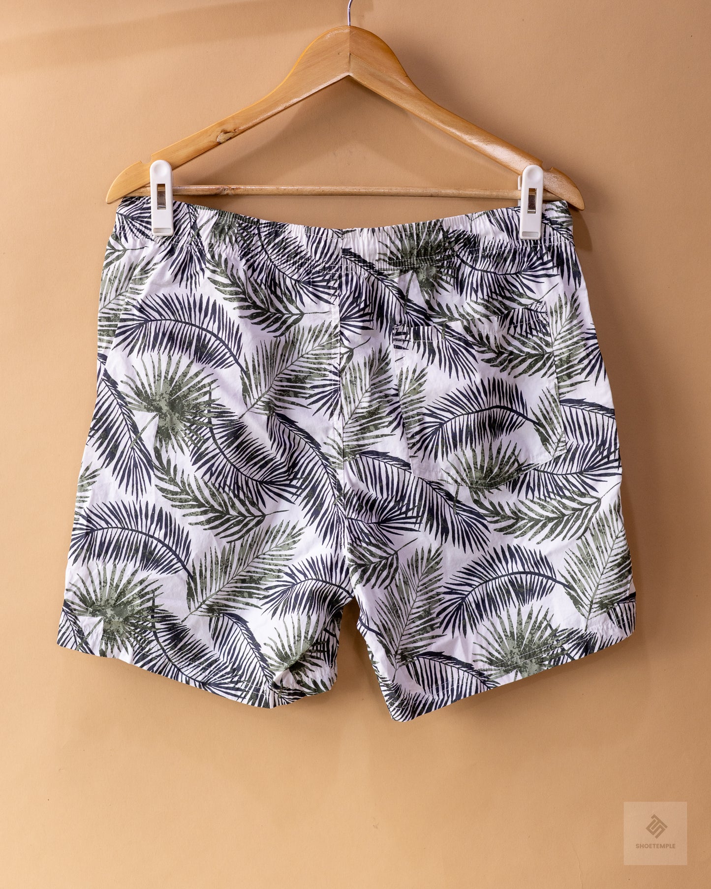Mantaray Pattern Shorts