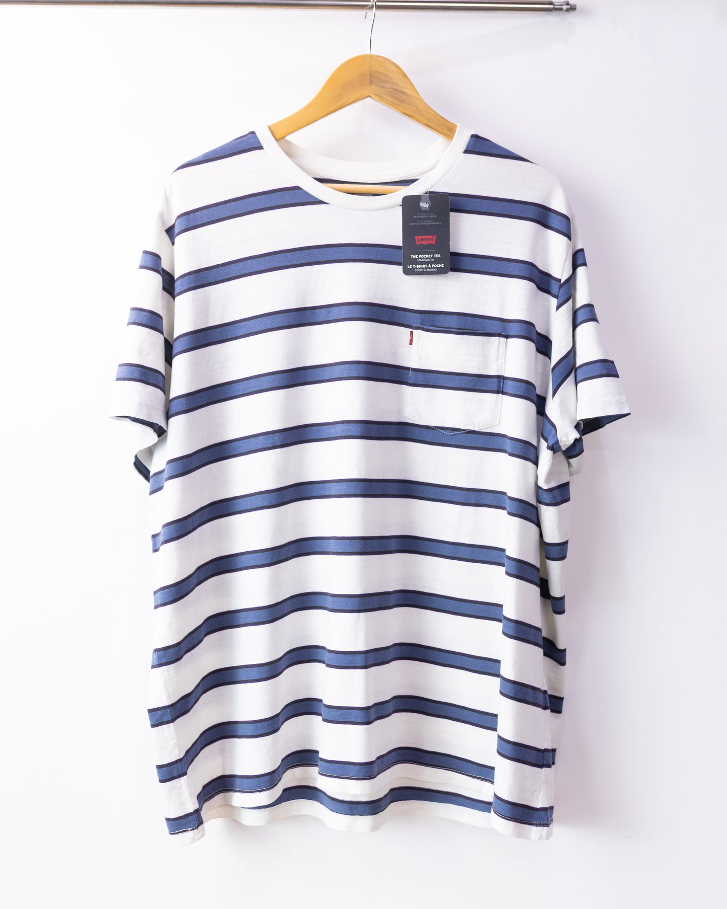 Levis Stripped T-Shirt