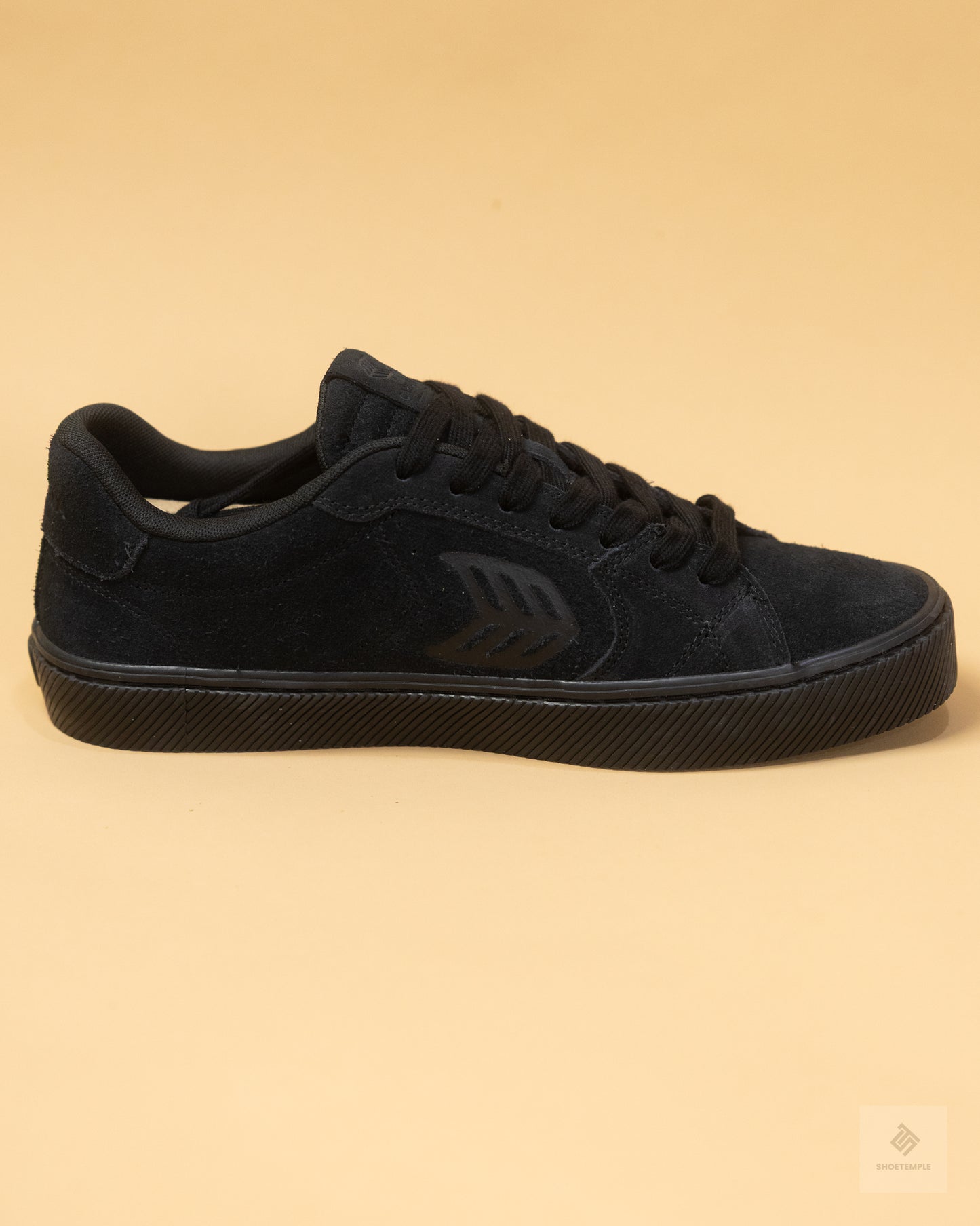 Cariuma All Black Suede Sneaker