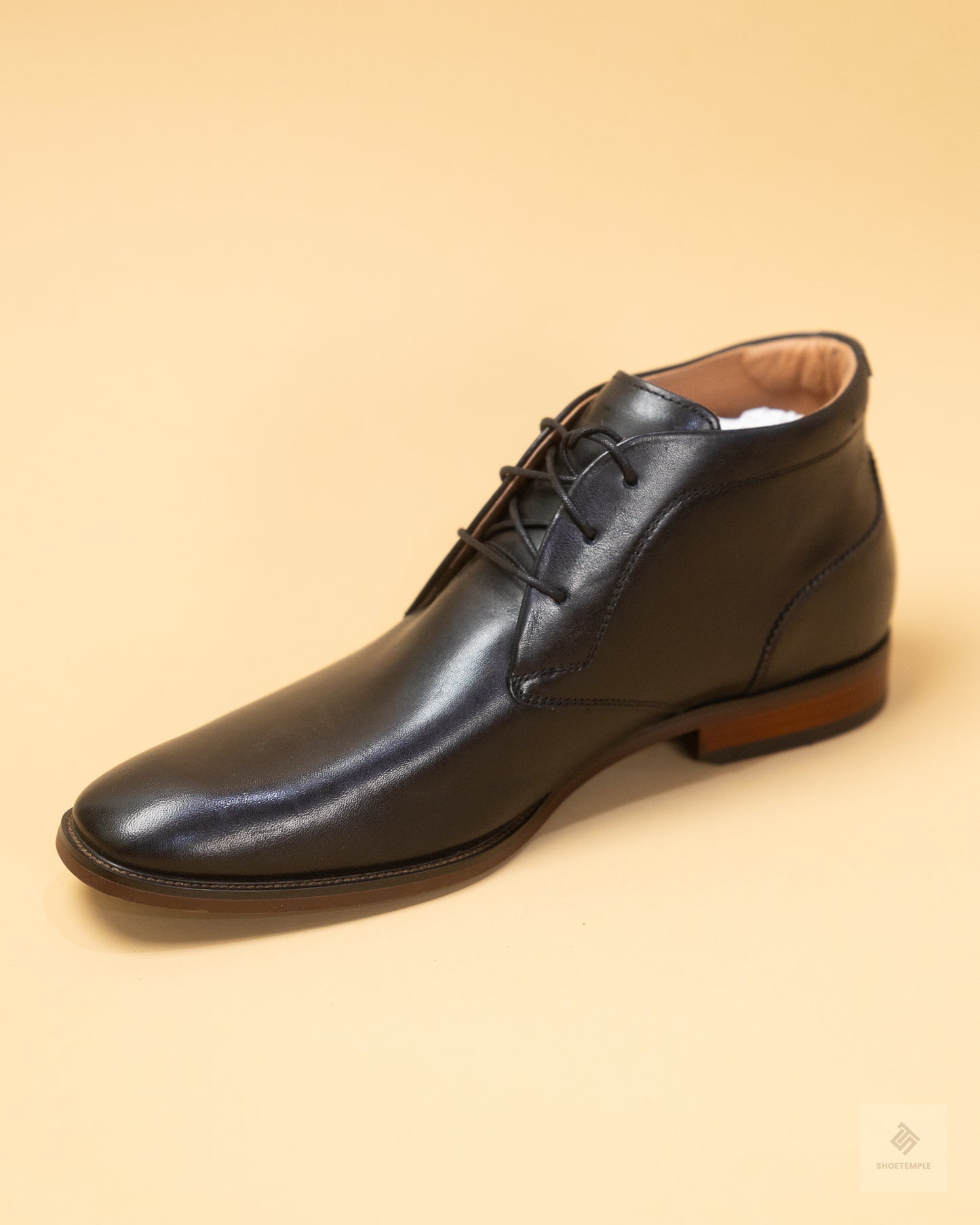 Florsheim Men's Rucci Plain Toe Chukka Boots