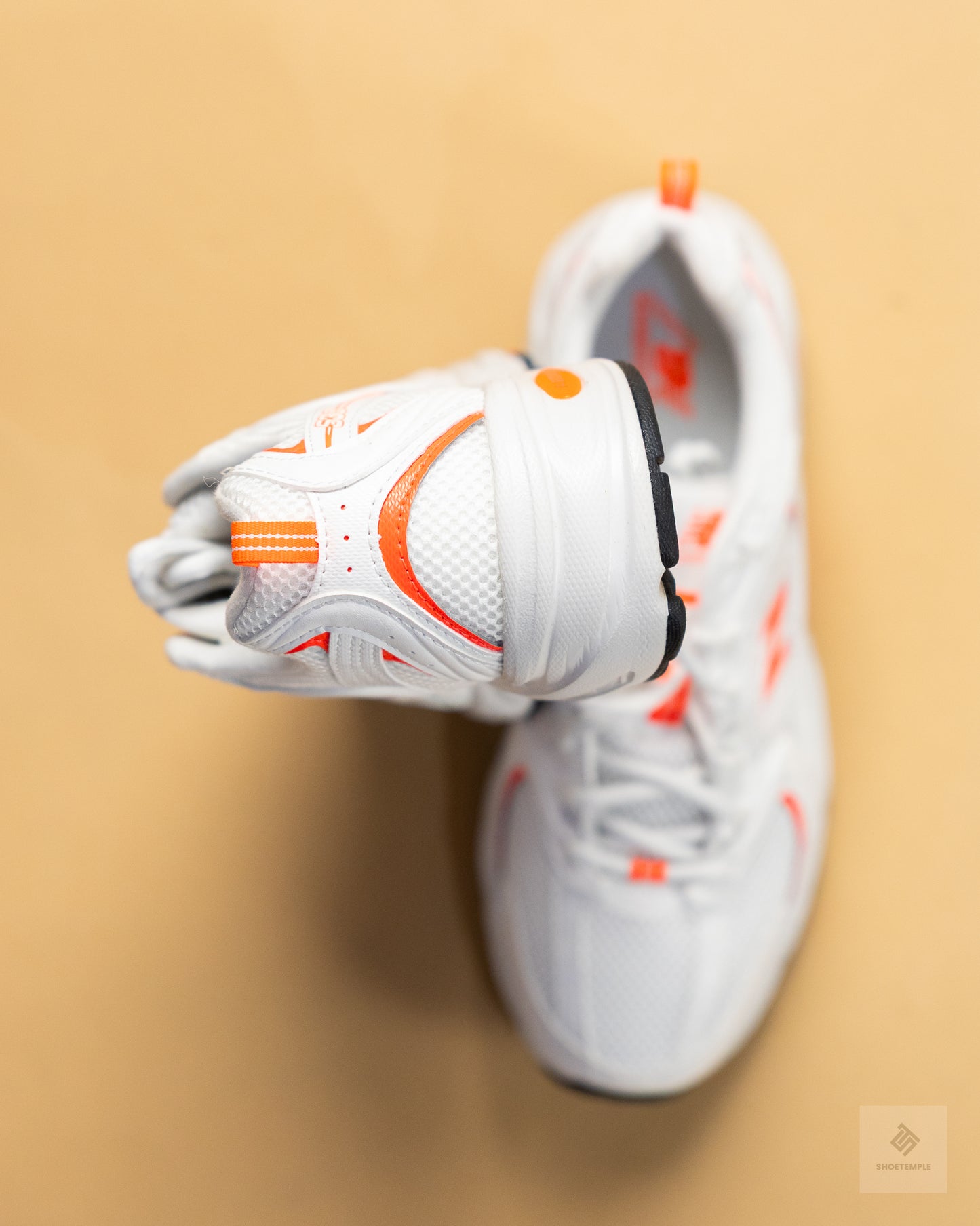 New Balance 530 Sneakers – White/Orange