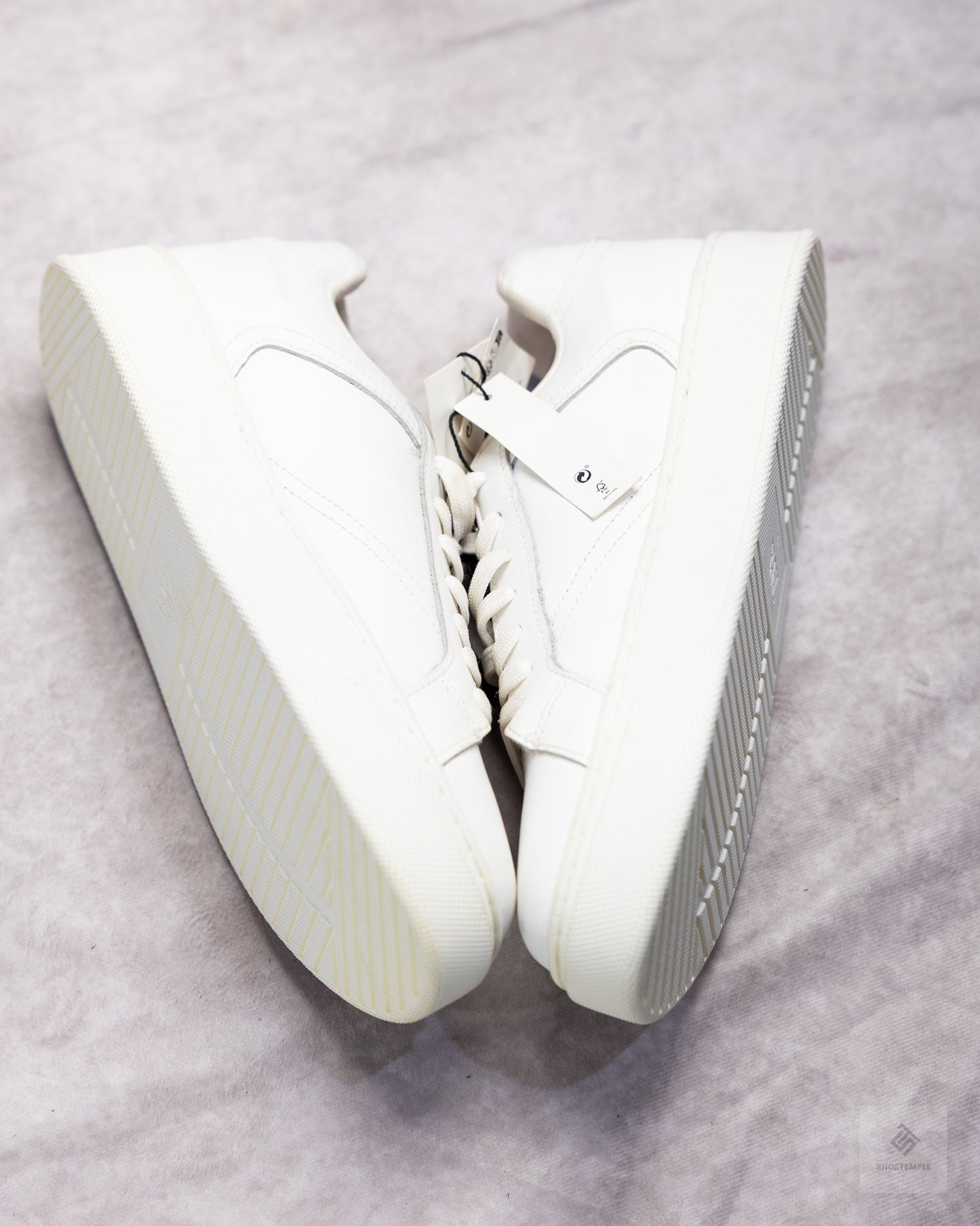Zara Sneakers - White