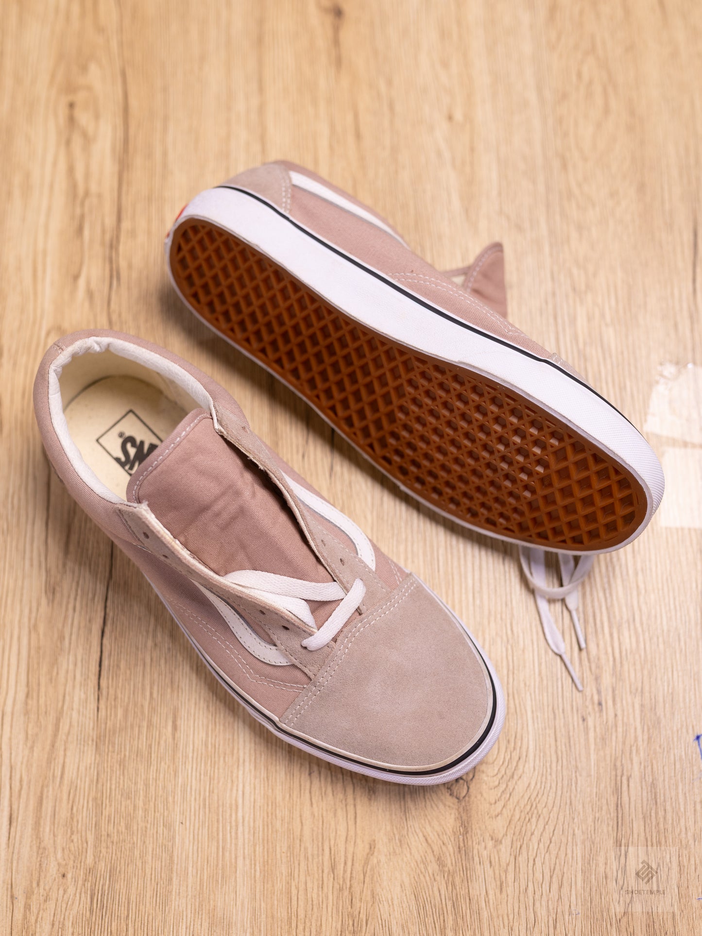 Vans Sneakers