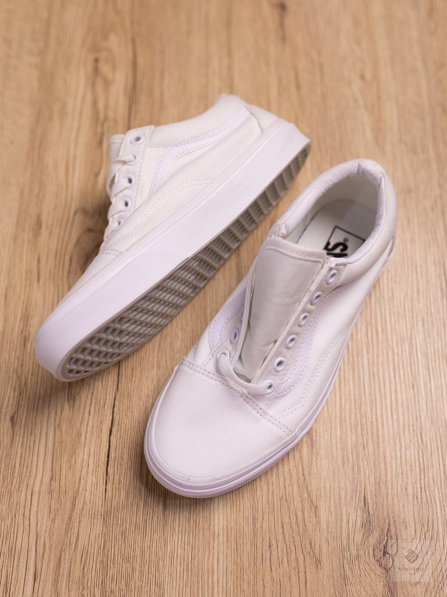 Vans Sneakers