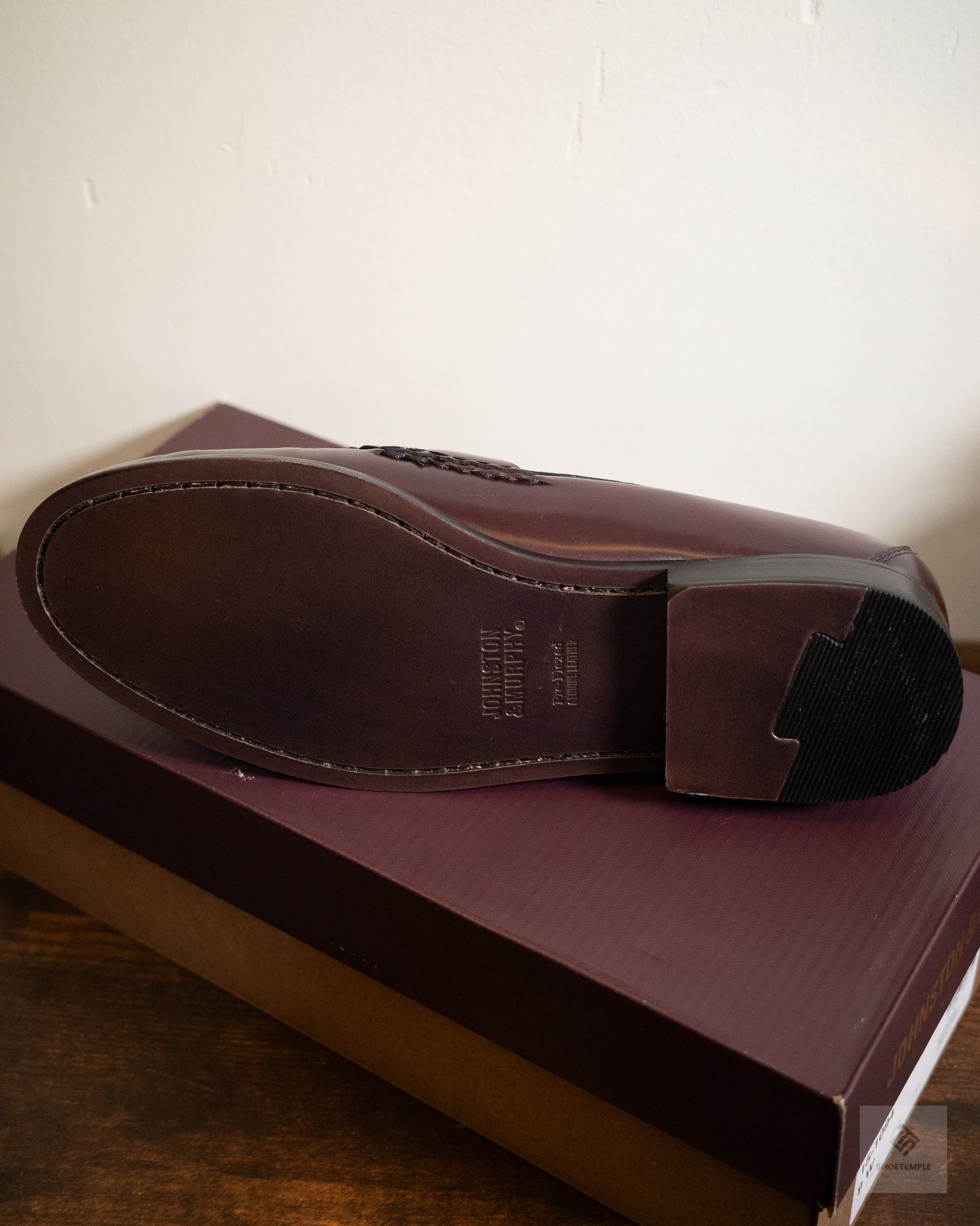 Johnston & Murphy Tassel Loafers - Burgundy