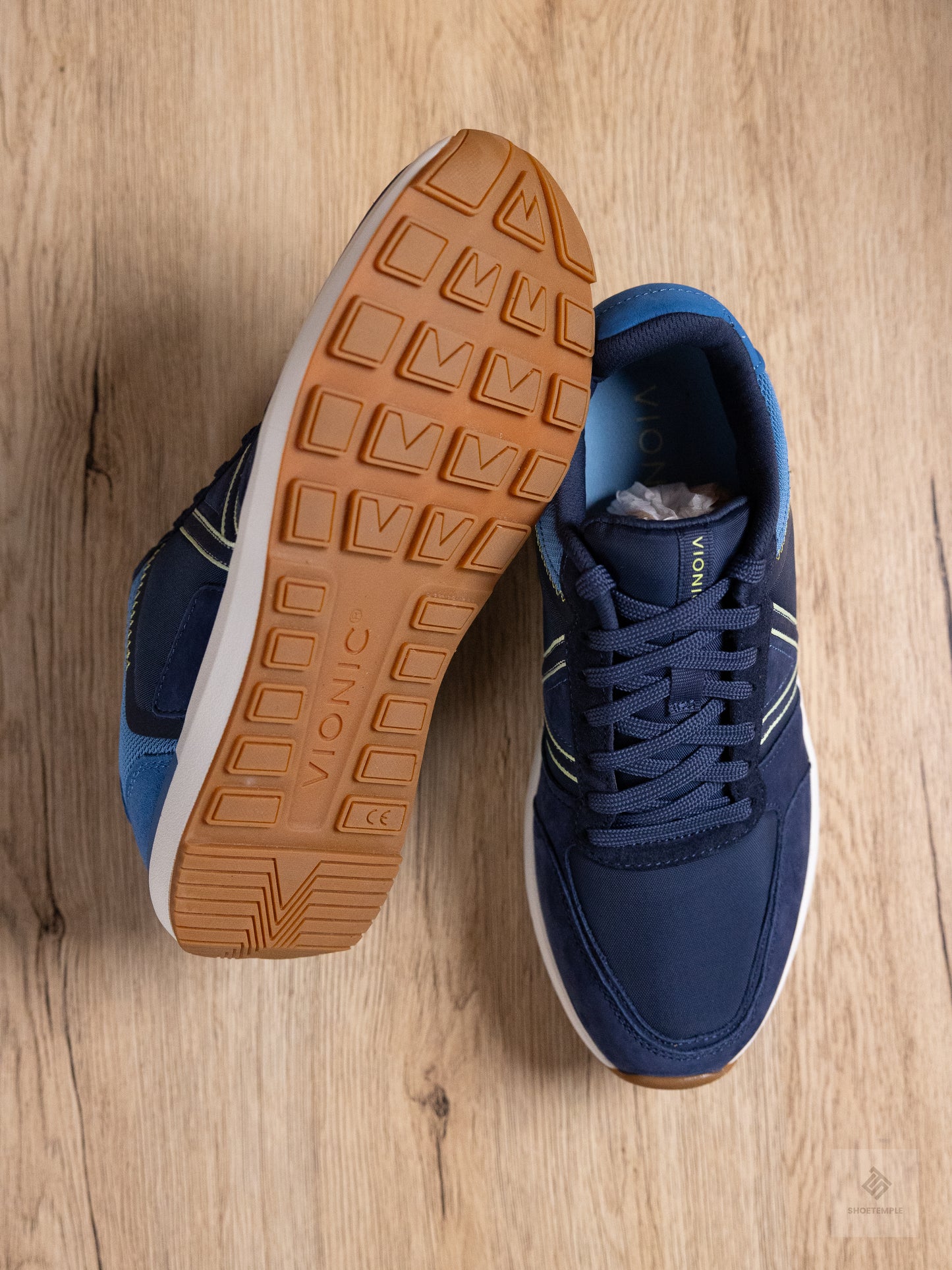 Vionic Sneaker - Blue