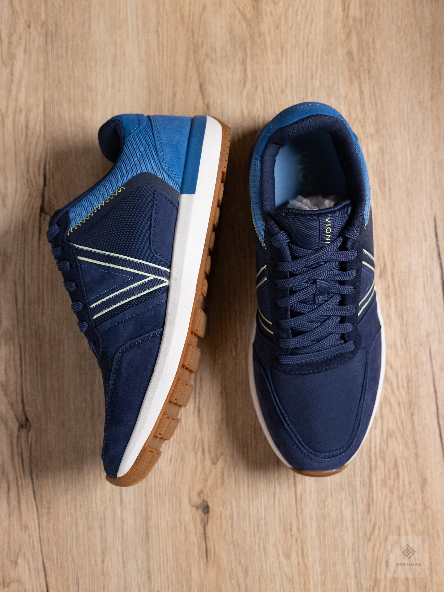 Vionic Sneaker - Blue