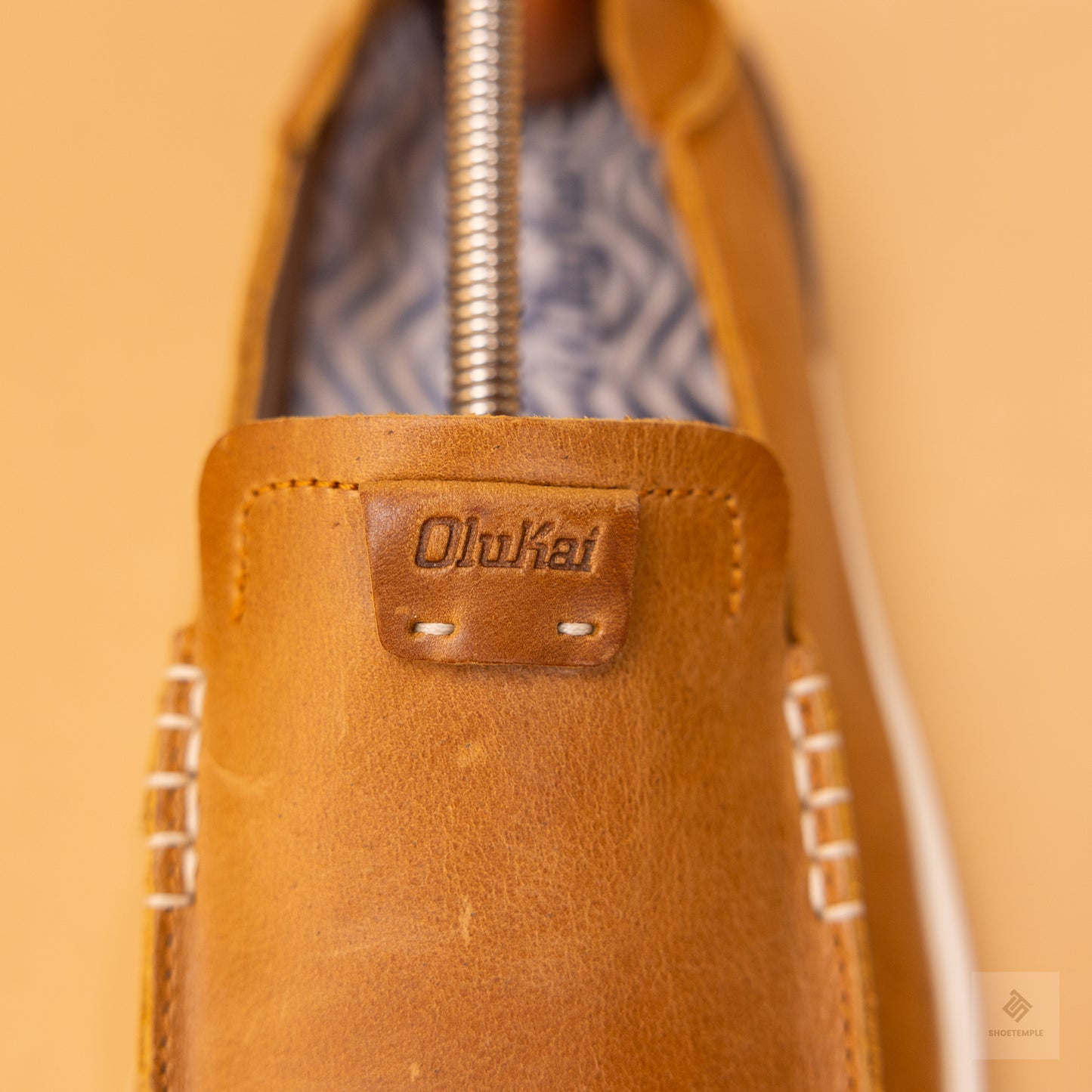 OLUKAI Men’s Kakaha Leather Shoe