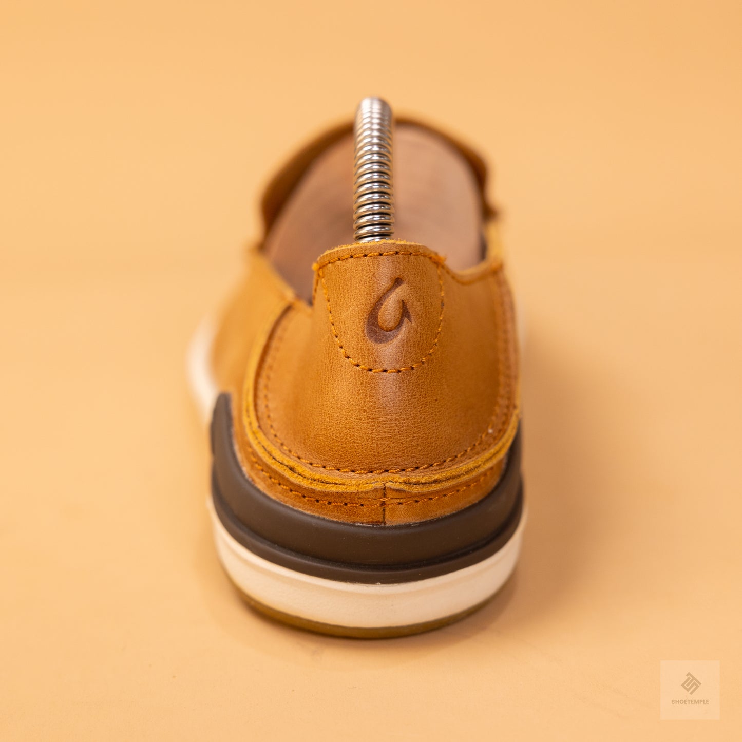 OLUKAI Men’s Kakaha Leather Shoe