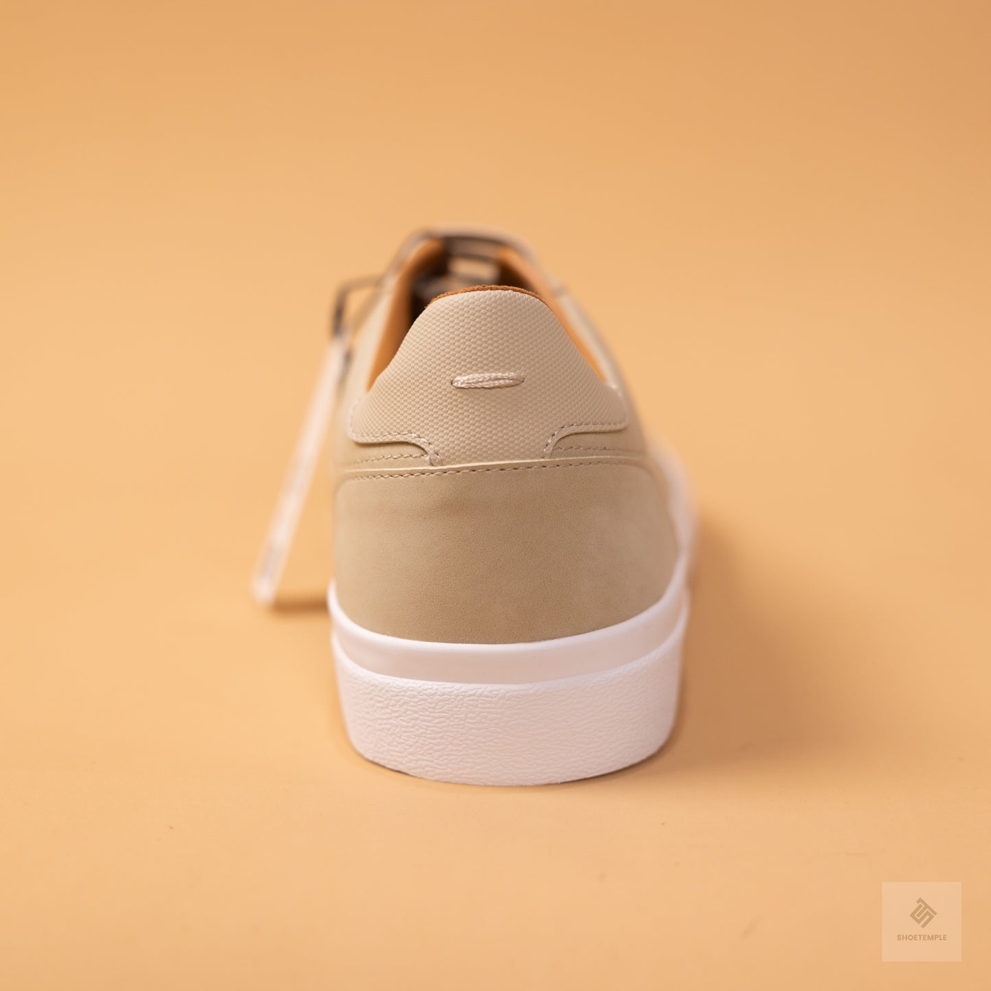 Zara Low Sneaker Cream