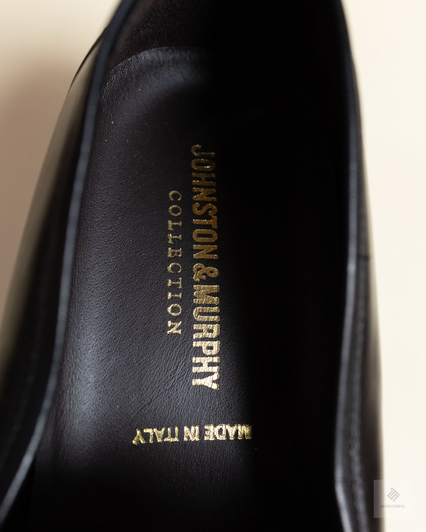 Johnston & Murphy Bit Loafer in black