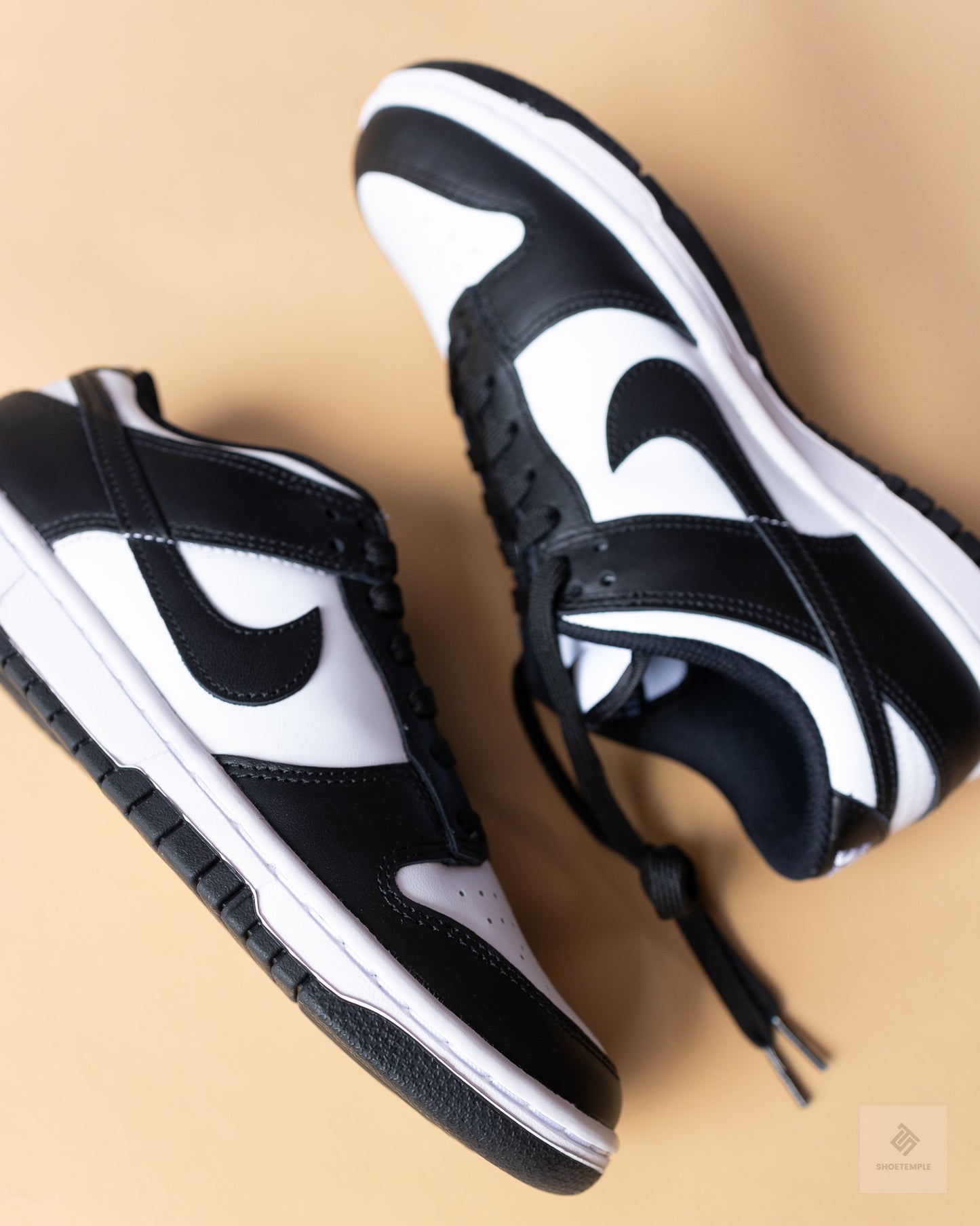 Nike Dunk Low Retro - Panda