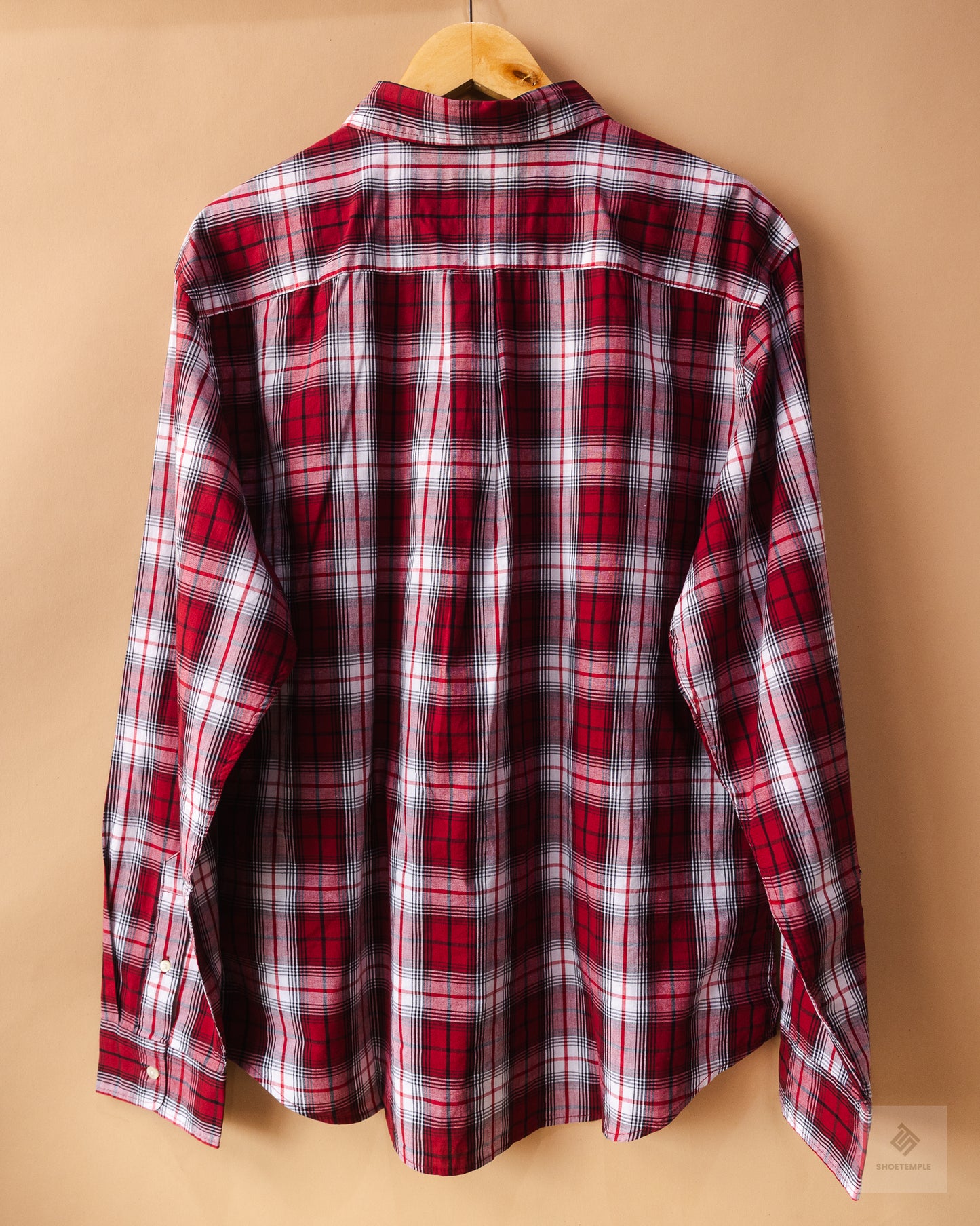 Old Navy Long Sleeve plaid flannel button-down shirt