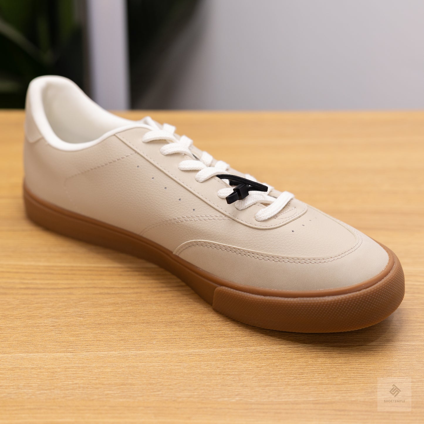 Zara Contrast Sneakers