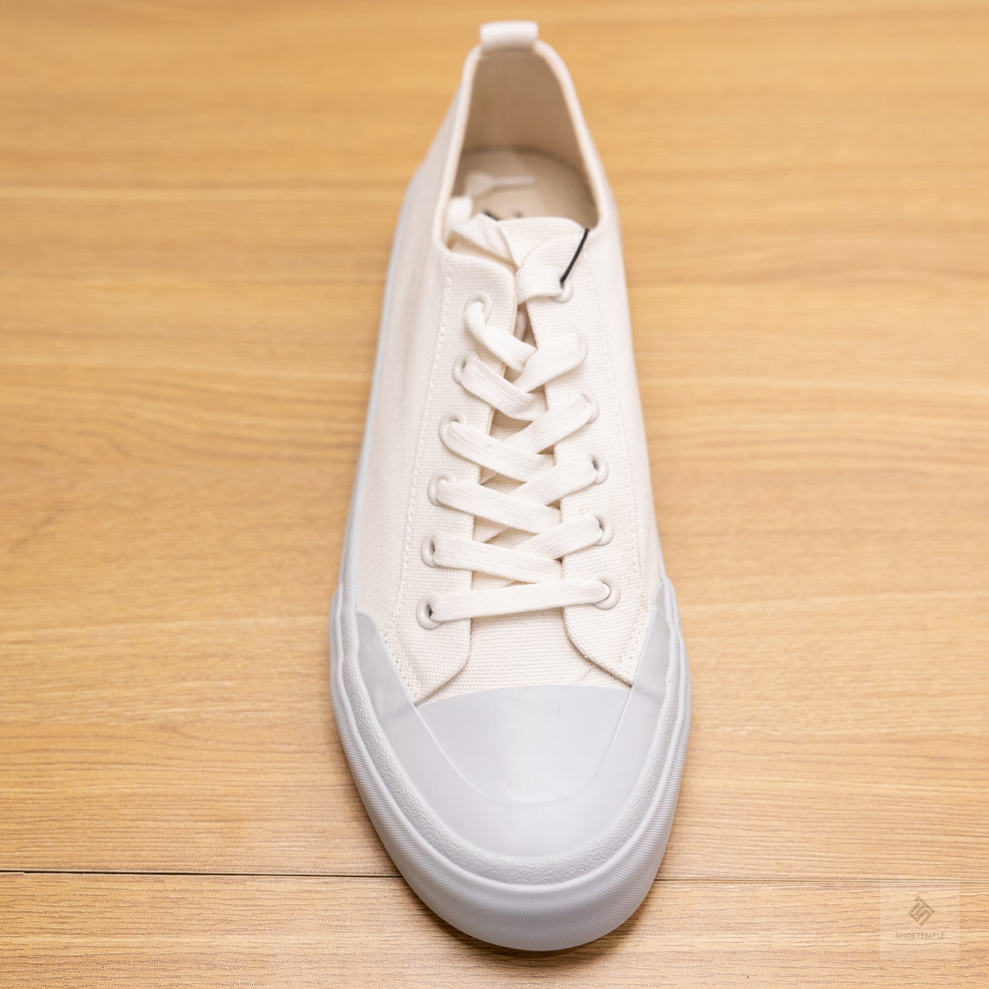 Zara Canvas Sneakers