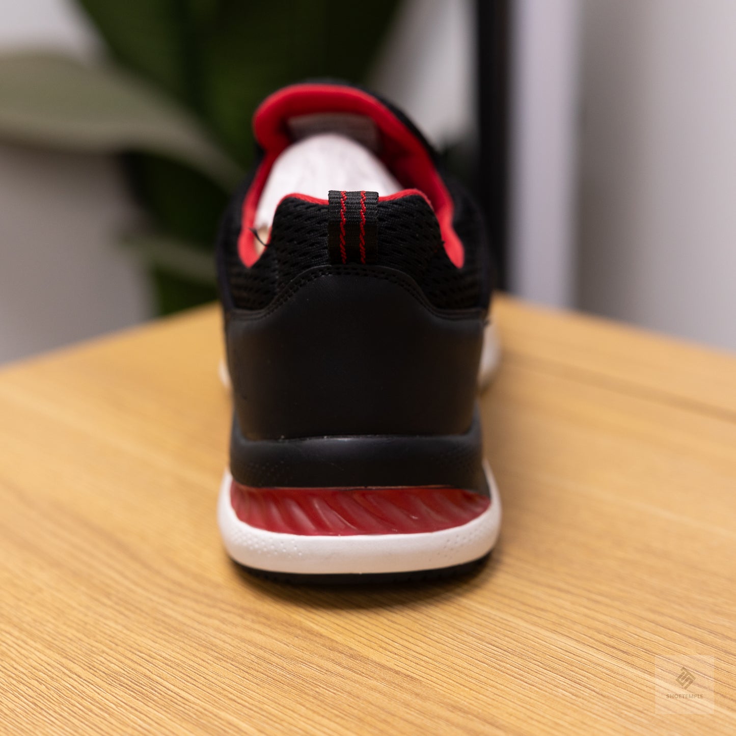 Colorado Mesh Sneaker