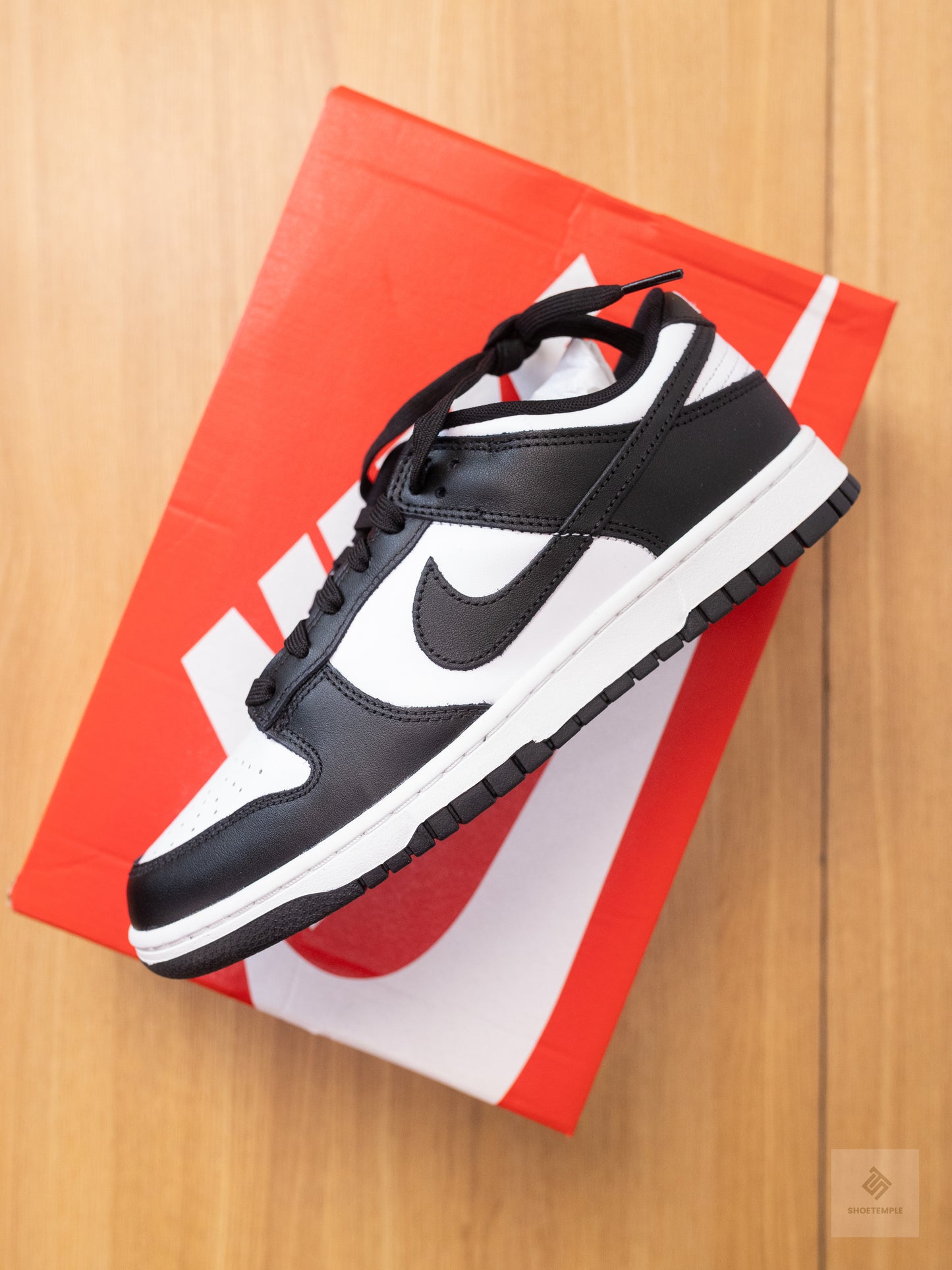 Nike Dunk Low Retro - Panda