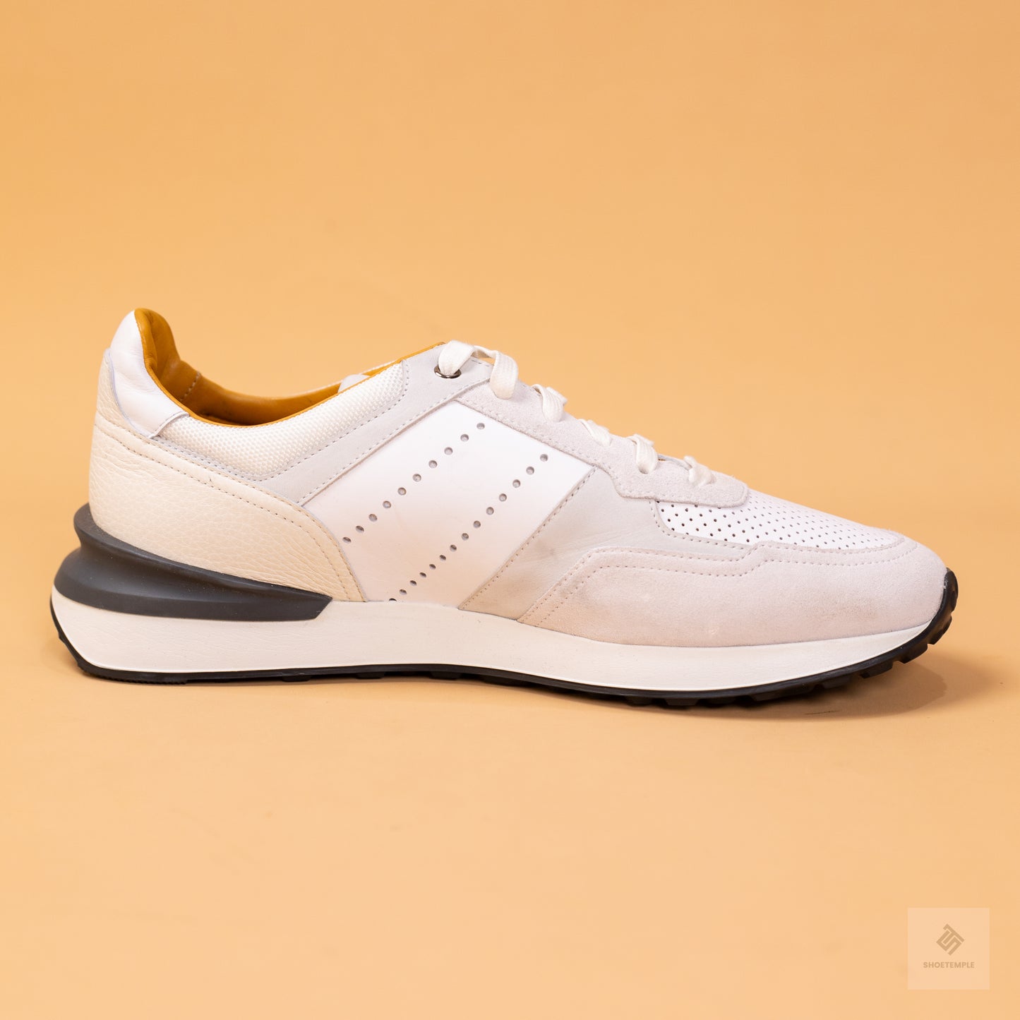 Magnani Sona Leather Sneaker
