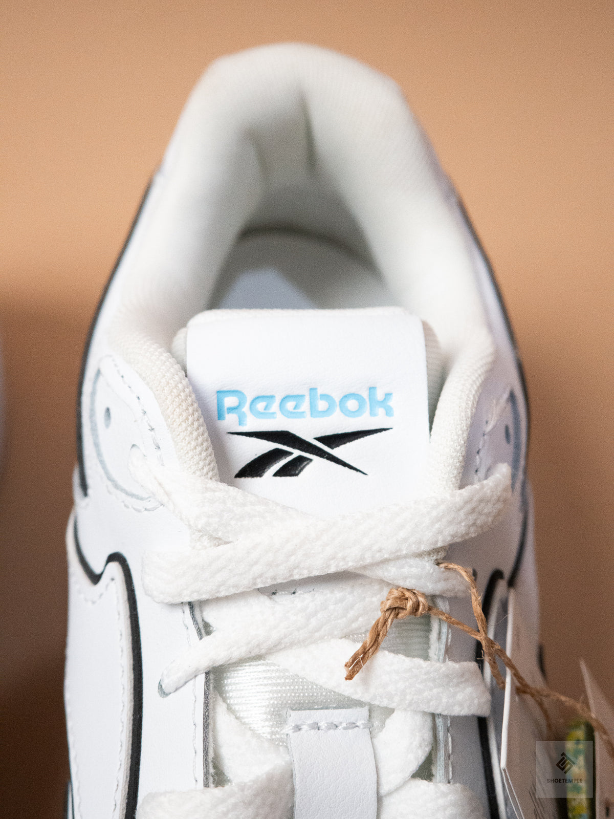 Reebok ATR Chill sneakers