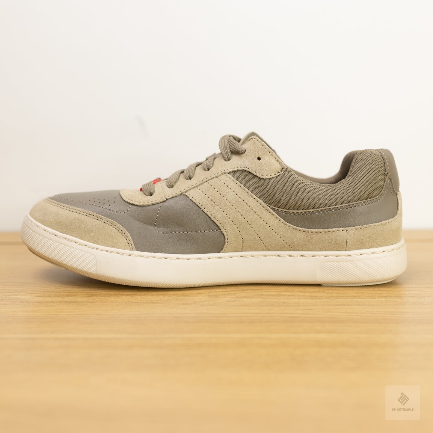 Fitflop Caleb Leather Sneakers