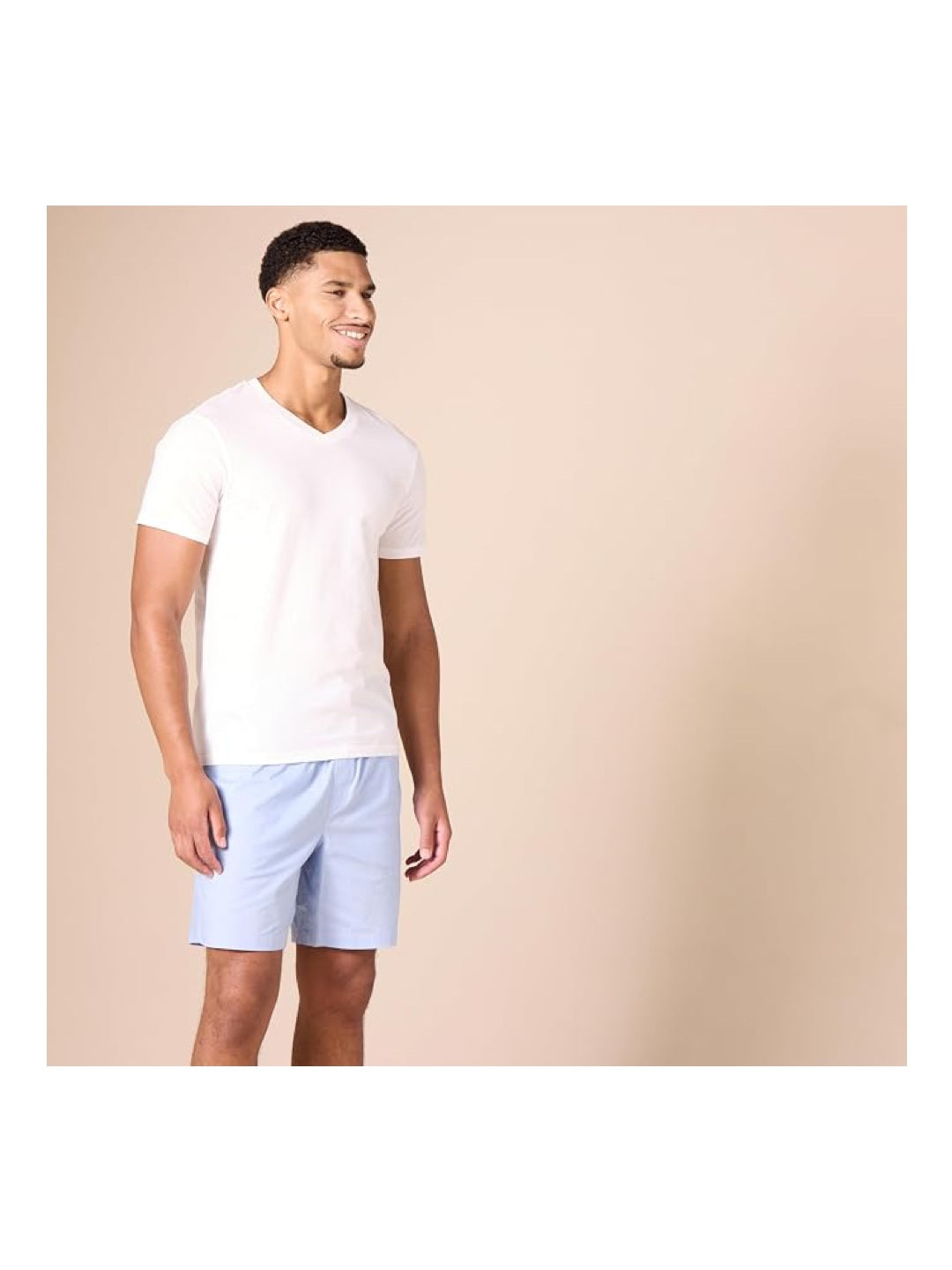 6 Pack Men's Slim Fit V-Neck Undershirt, Breathable Cotton, Amazon Essentials.