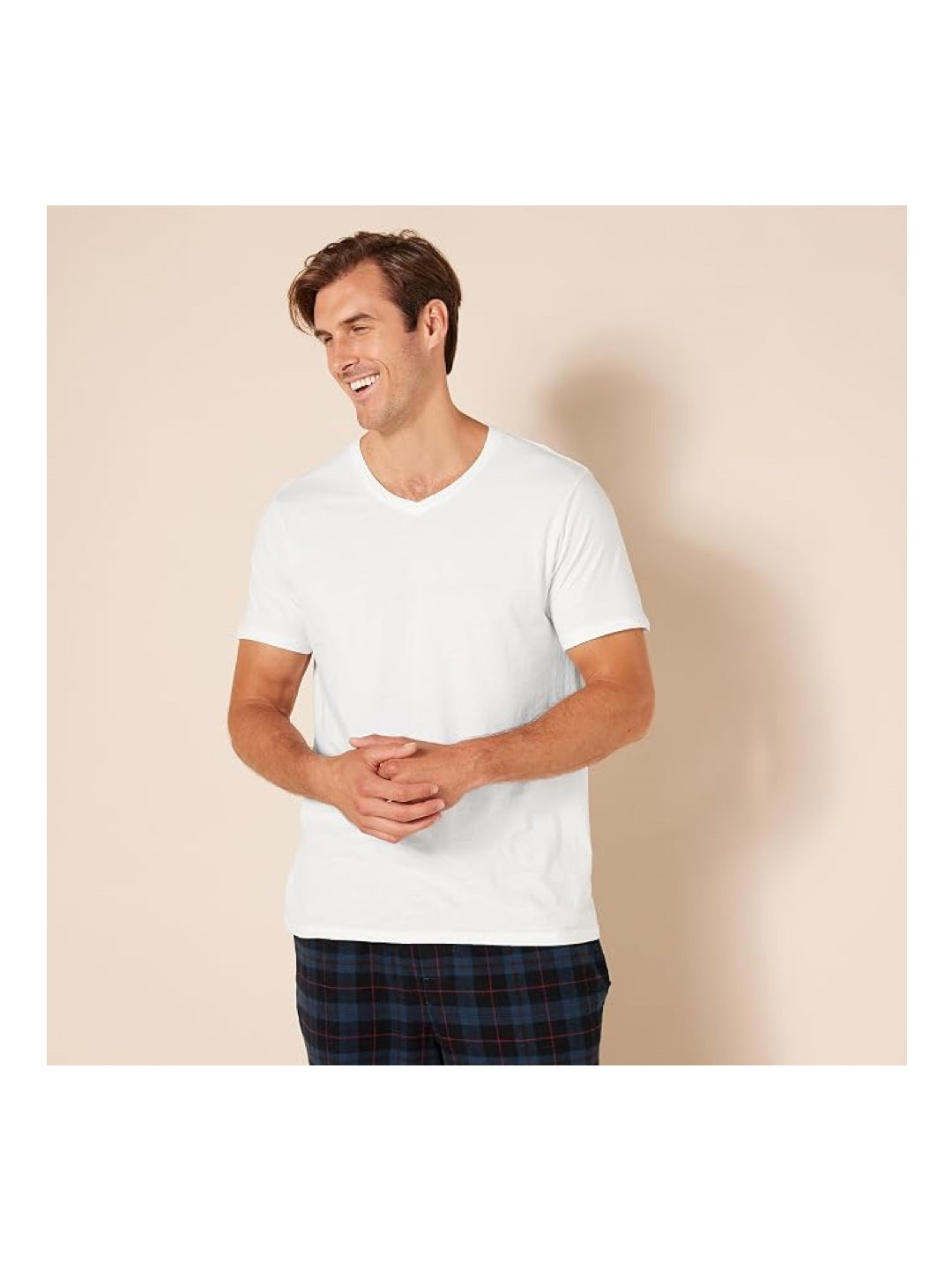6 Pack Men's Slim Fit V-Neck Undershirt, Breathable Cotton, Amazon Essentials.