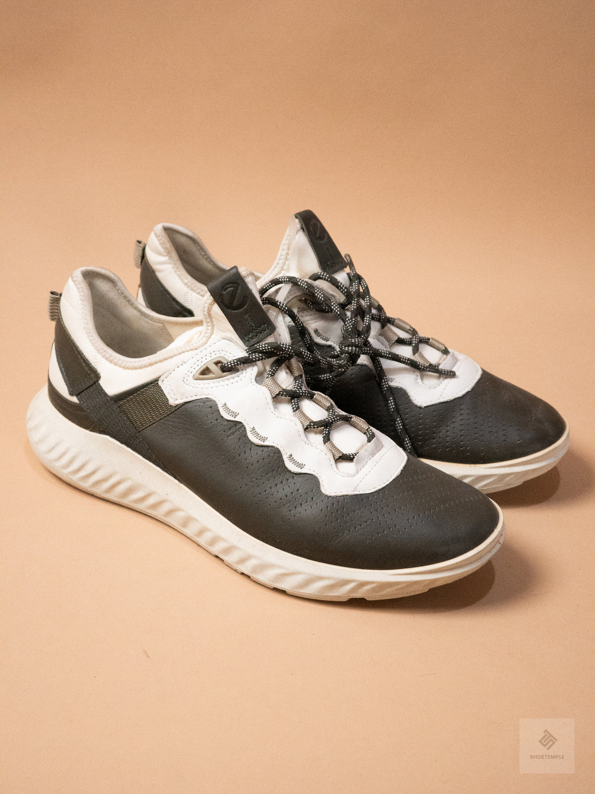 Ecco St 1. Lite Leather Sneaker