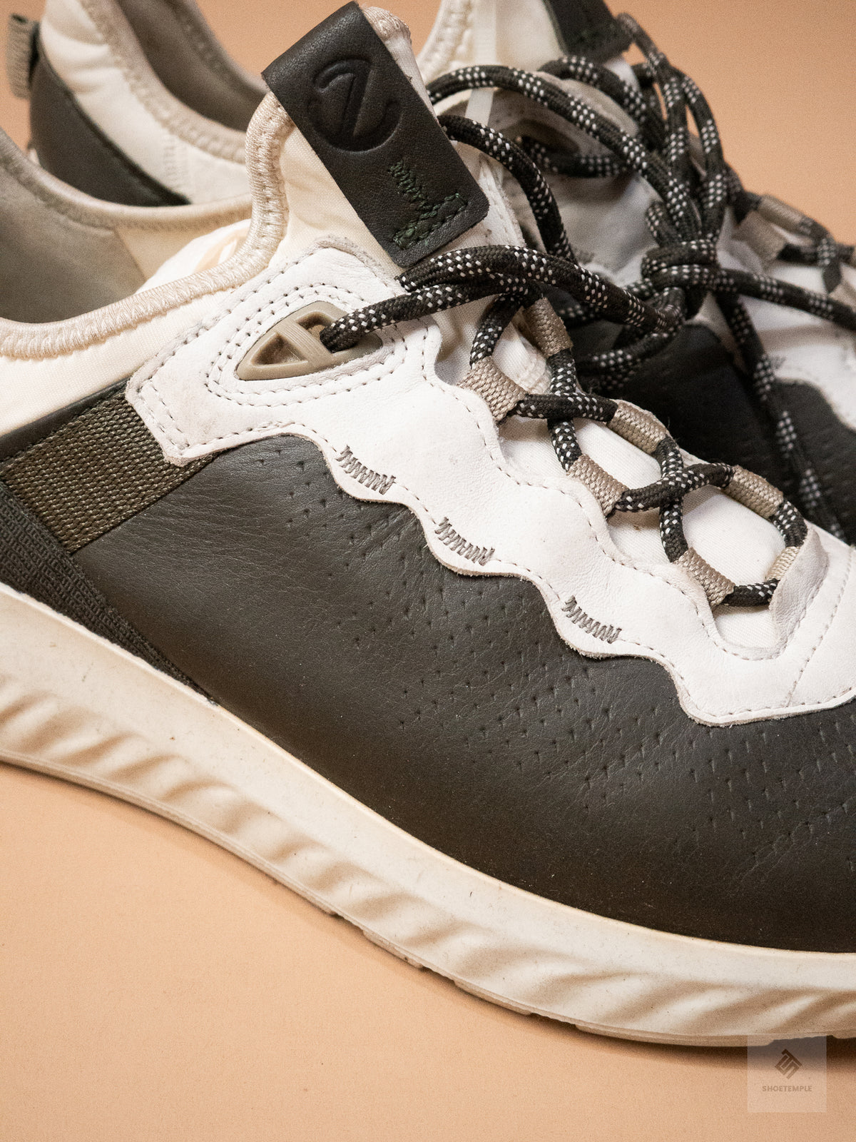 Ecco St 1. Lite Leather Sneaker