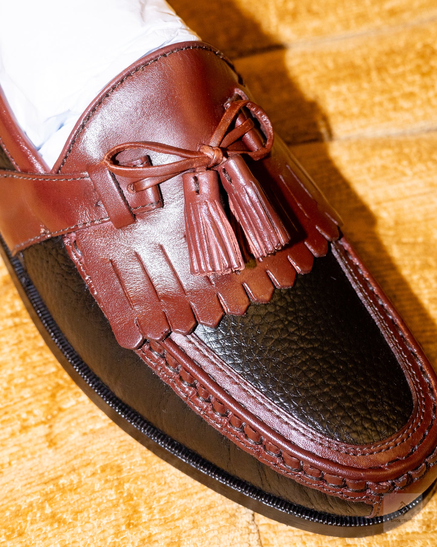 Johnston & Murphy Two Toned Kilted Tassel Loafers
