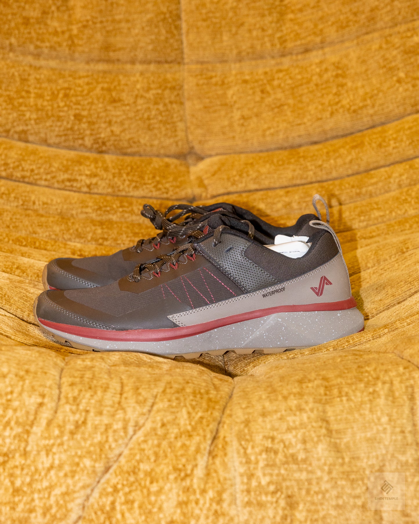 Forsake Cascade Peak Low WP hiking shoe Sneaker
