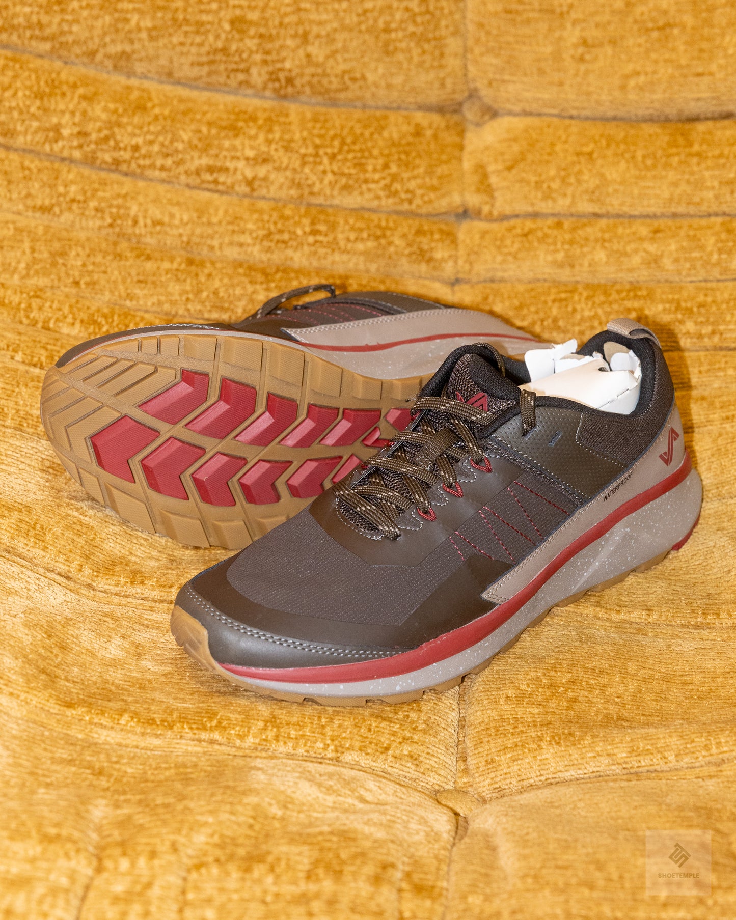 Forsake Cascade Peak Low WP hiking shoe Sneaker