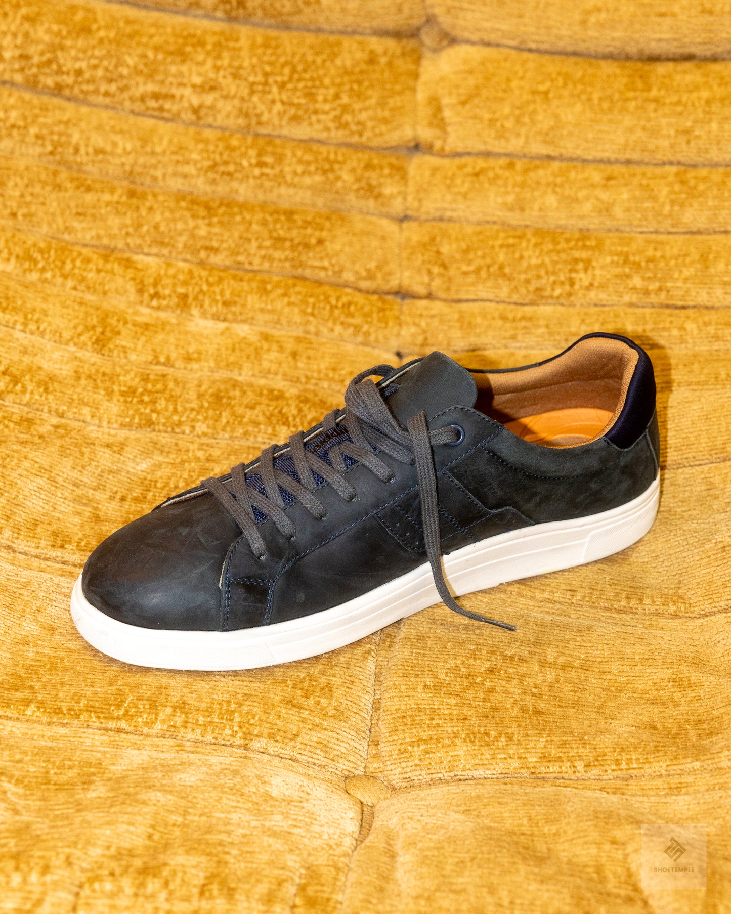 Hush Puppies Gravity sneakers in navy