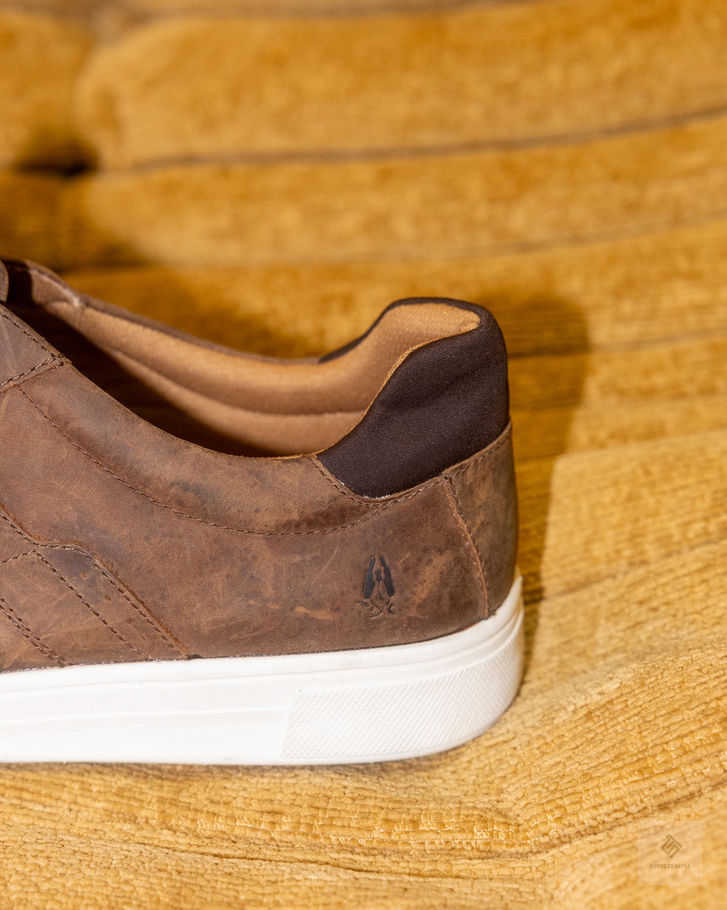 Hush Puppies men's casual leather sneakers In Tan Brown