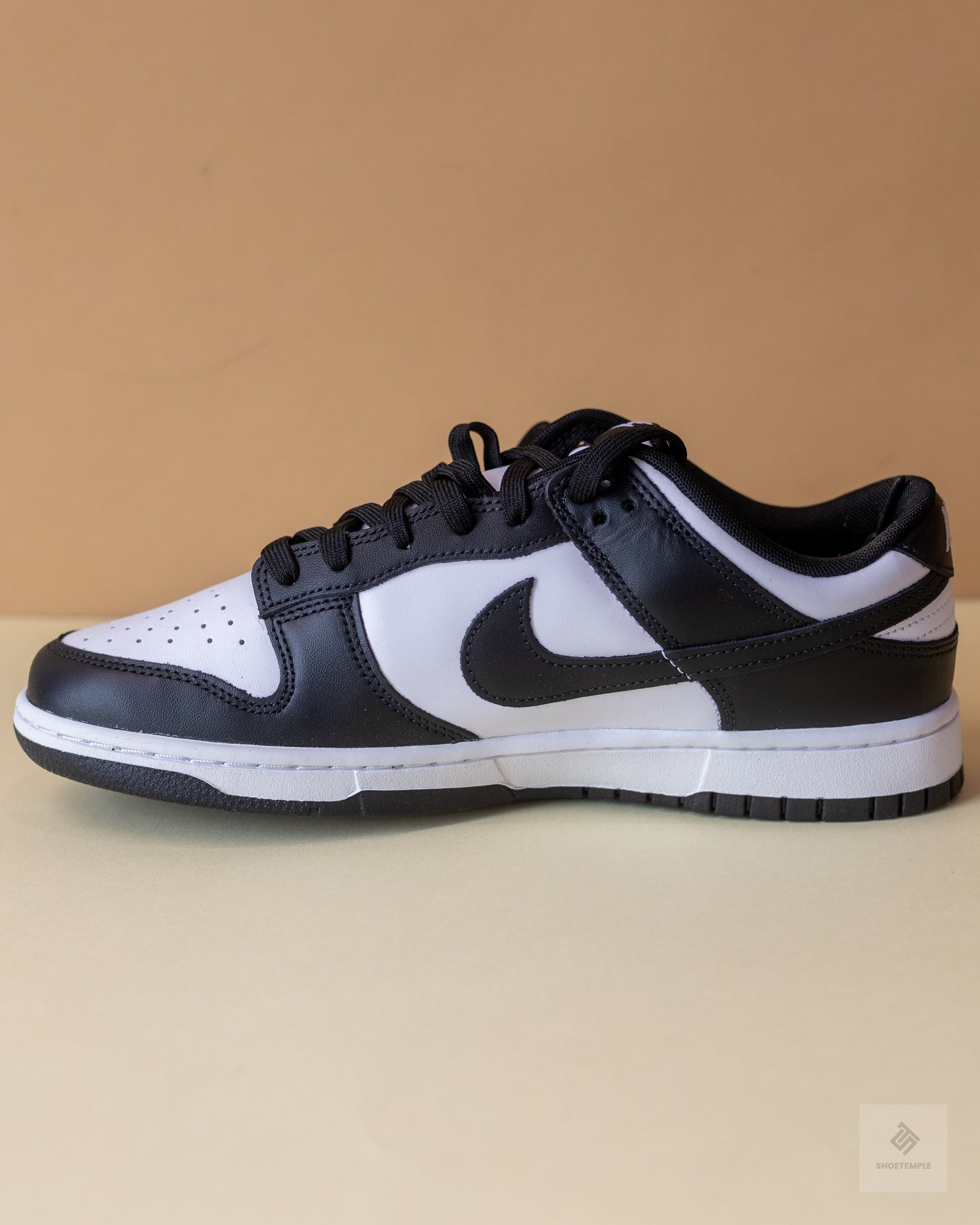 Nike Dunk Low Retro - Panda