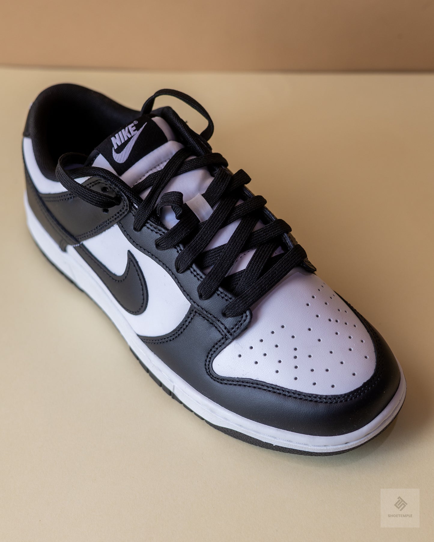 Nike Dunk Low Retro - Panda