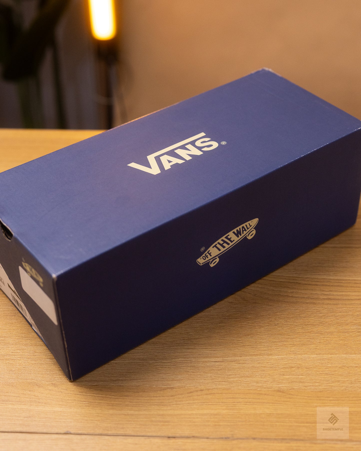 Vans Premium Slip-On Reissue 98 LX in black and white