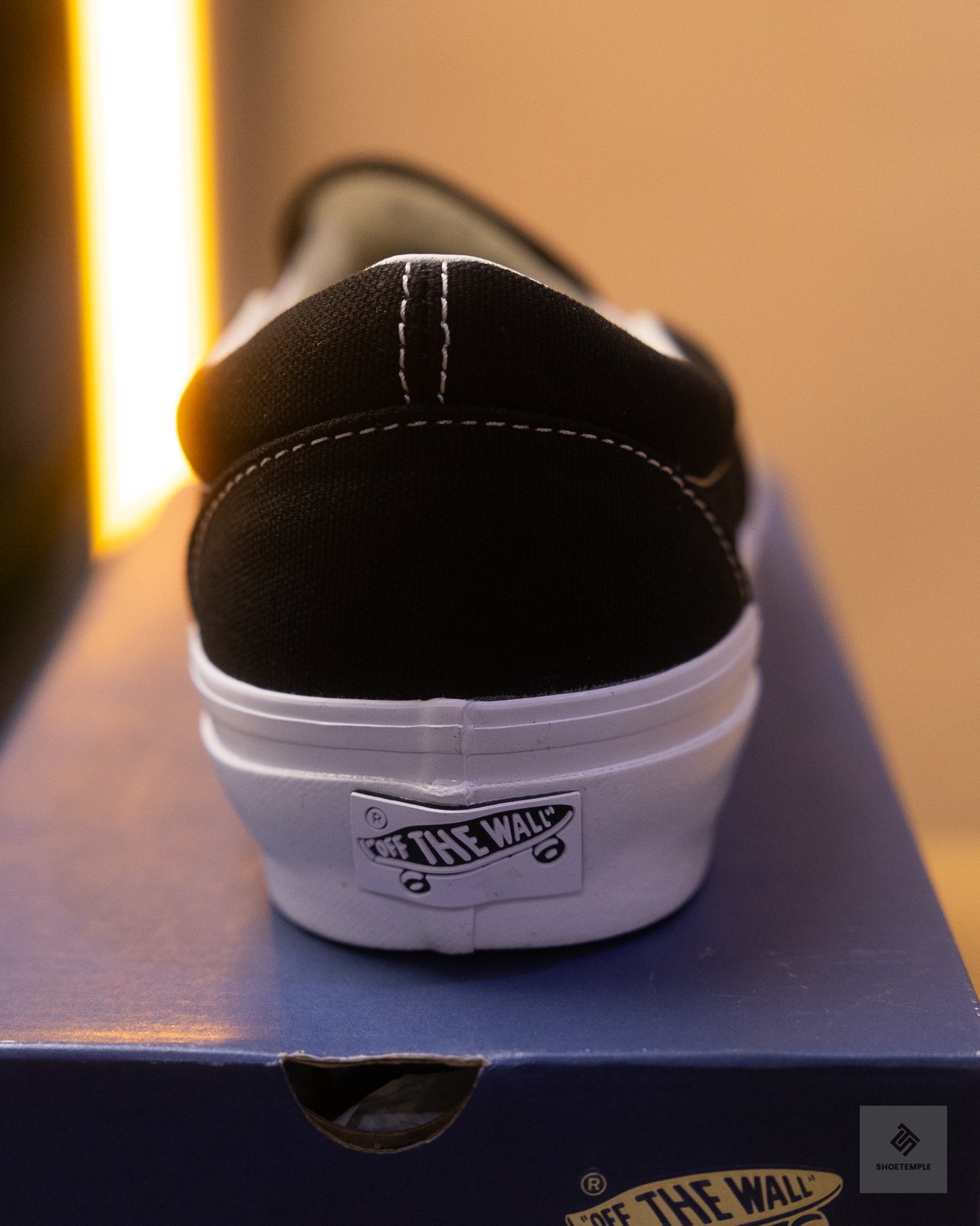 Vans Premium Slip-On Reissue 98 LX in black and white
