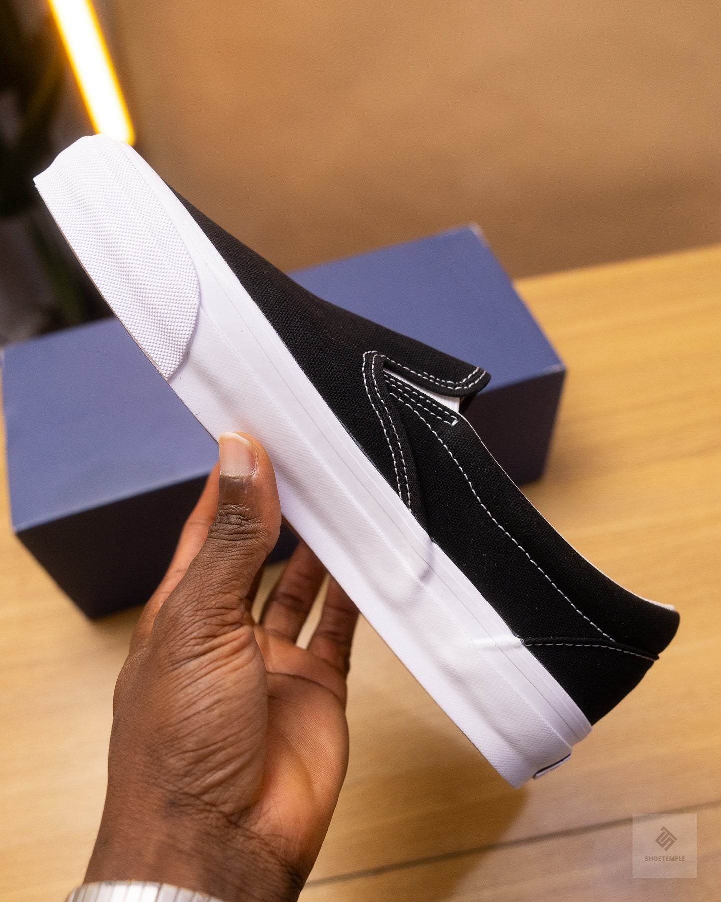 Vans Premium Slip-On Reissue 98 LX in black and white