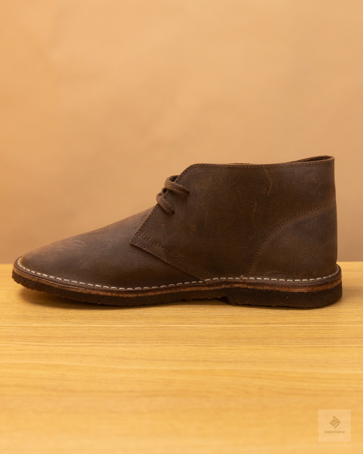 J.Crew MacAlister chukka boots in brown leather.