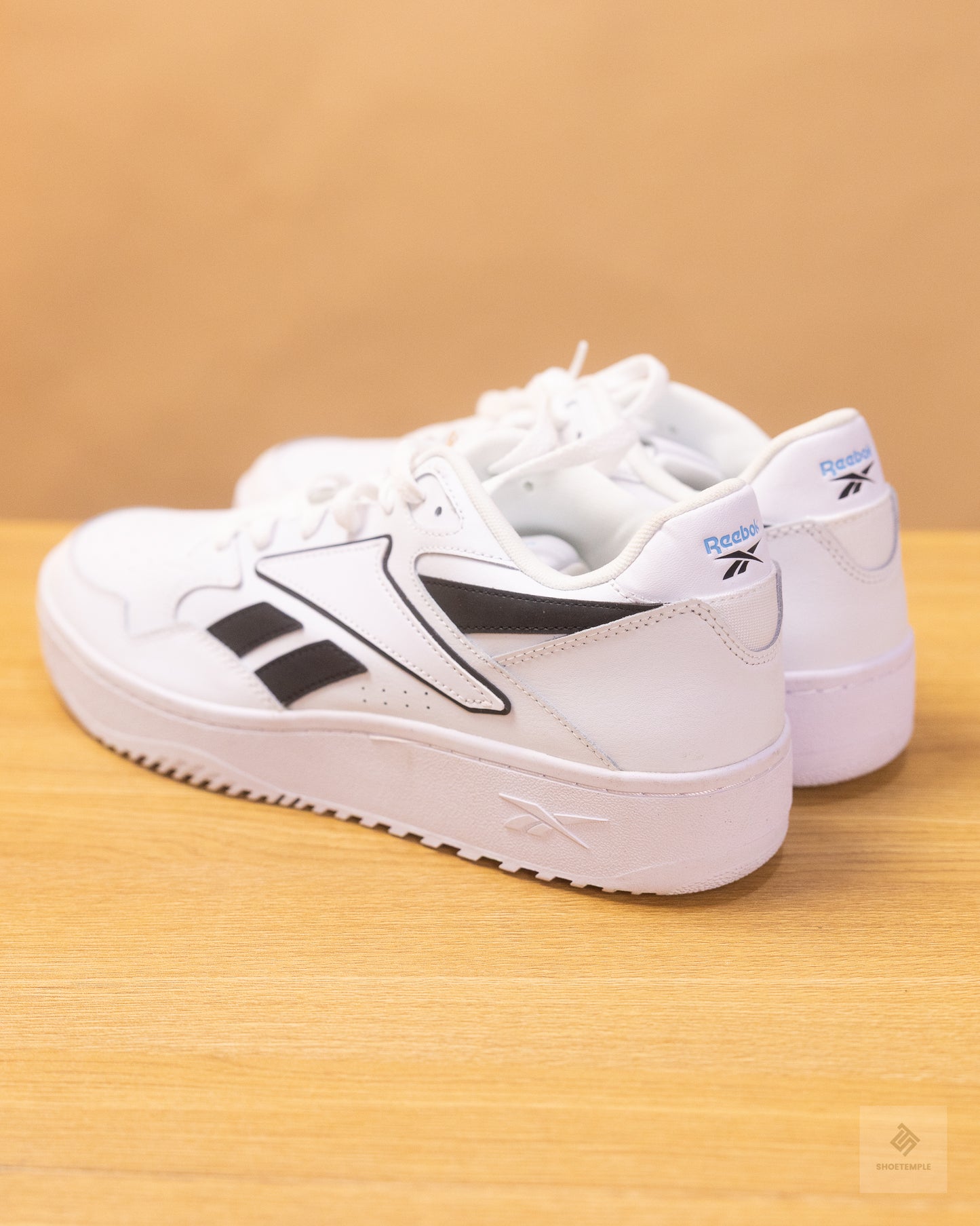 Reebok ATR Chill sneakers
