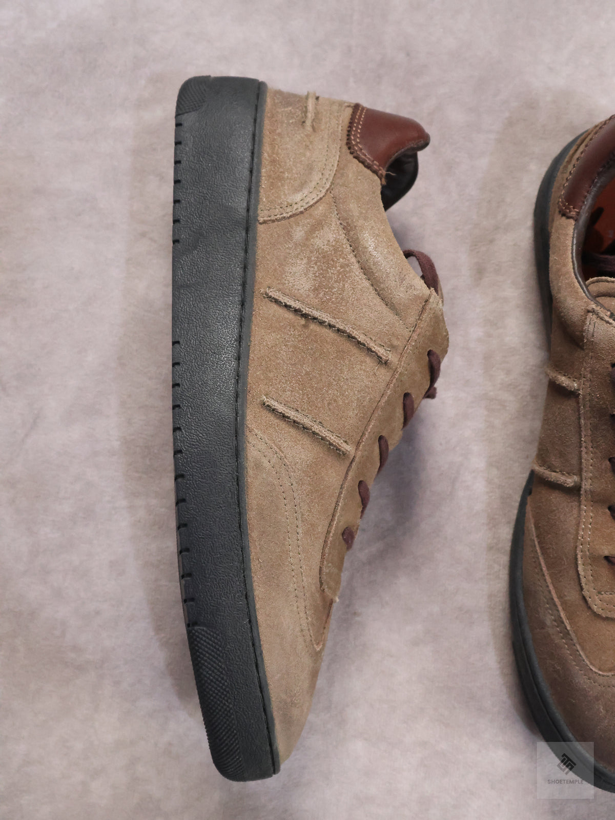 ROAN Beige Suede Sneaker