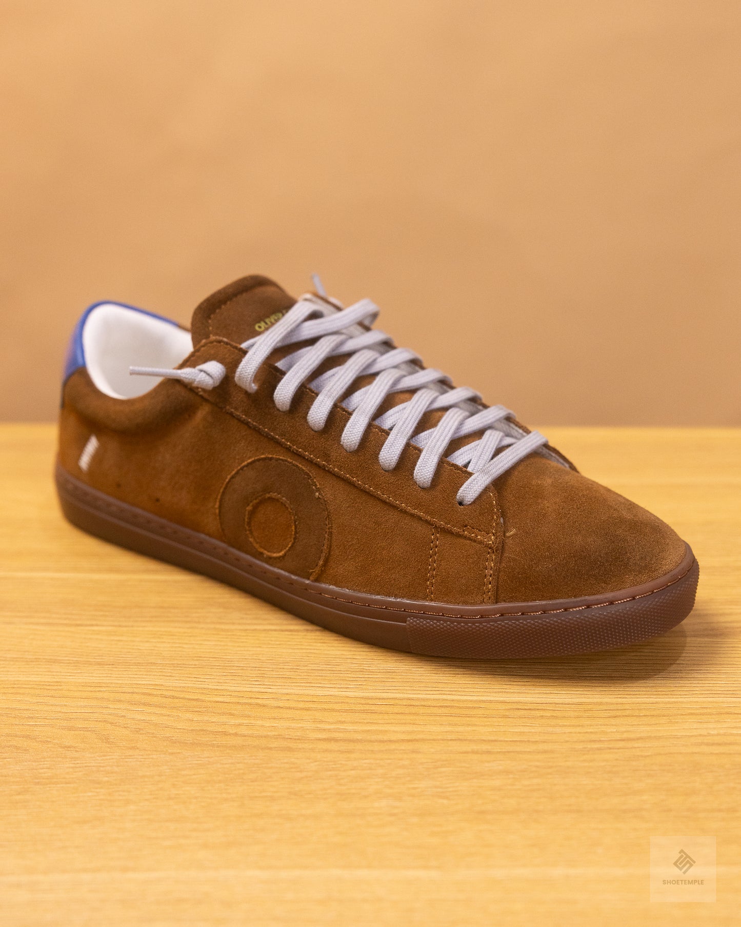 Oliver Cabell Low 1 Military sneakers in brown suede.