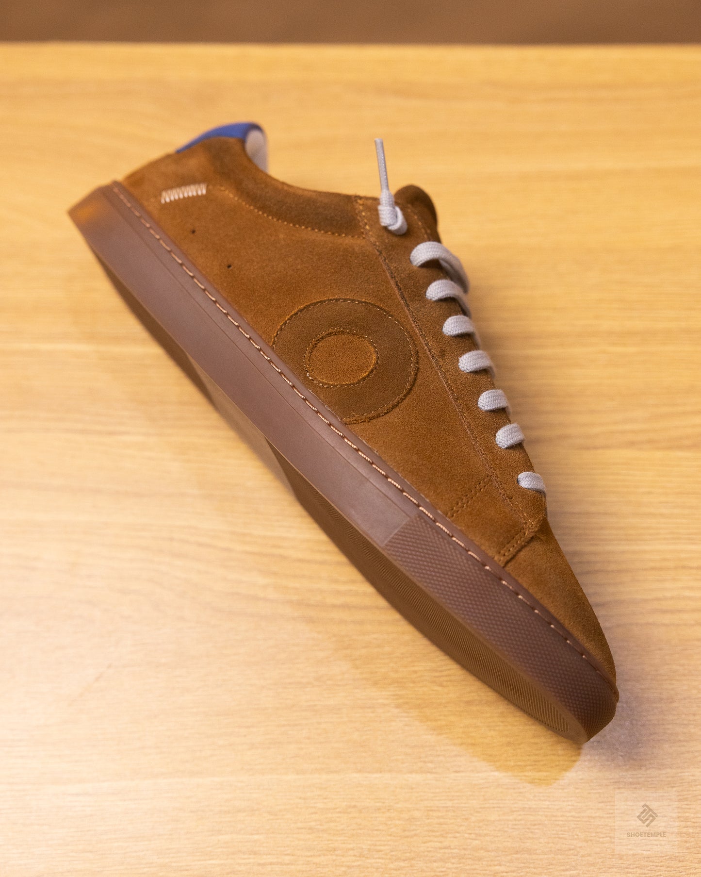 Oliver Cabell Low 1 Military sneakers in brown suede.