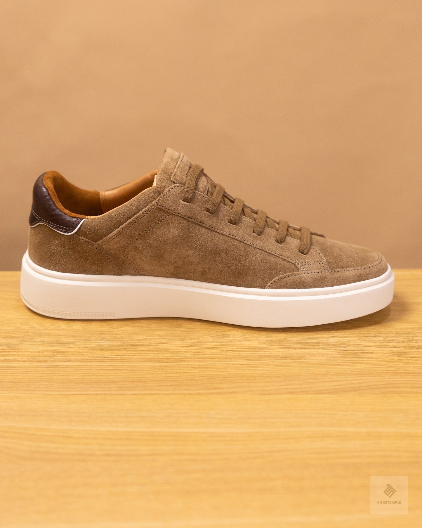 Oliver Slip-on Stretch-lace Sneaker