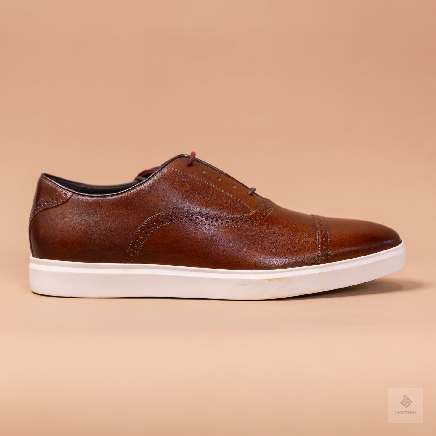 Johnston & Murphy Leather Sneaker