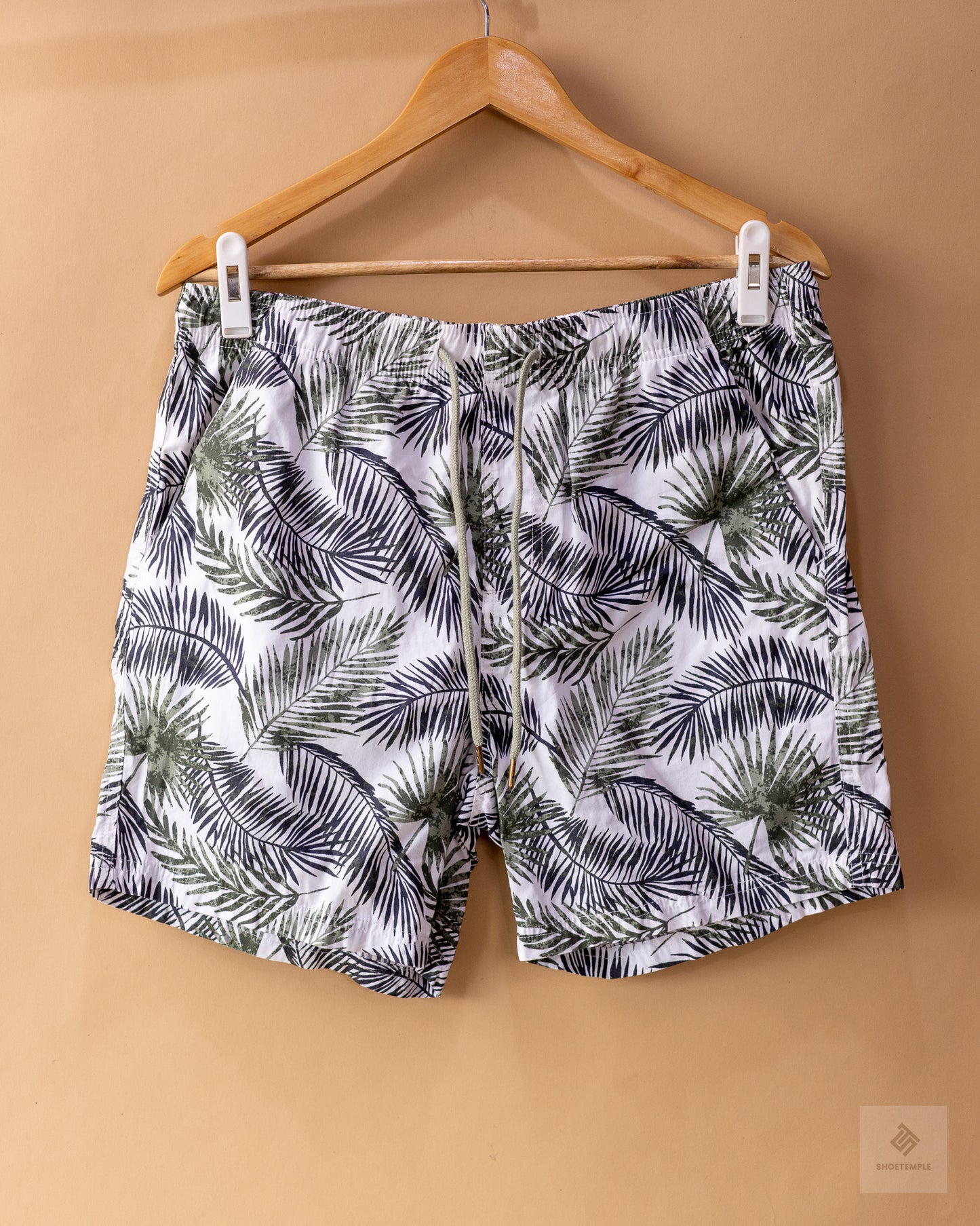 Mantaray Pattern Shorts