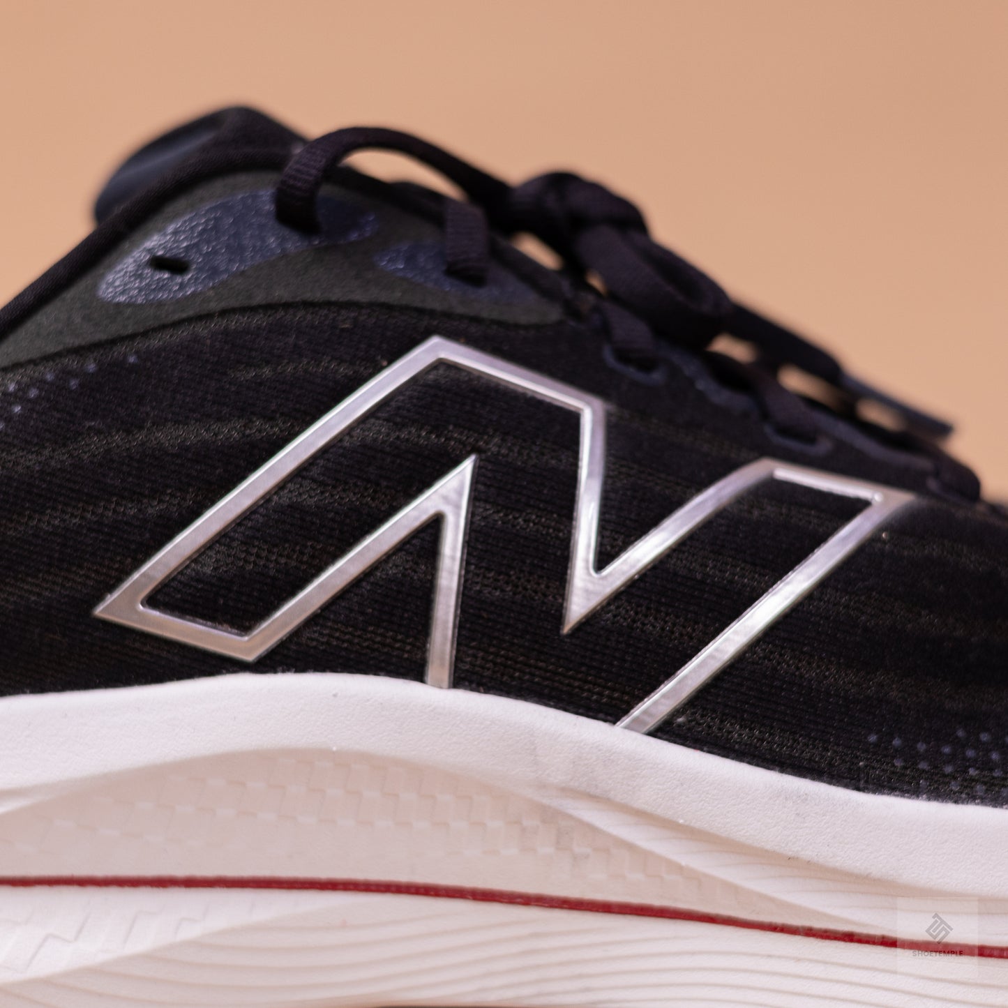 New Balance FuelCell Walker Elite Sneaker